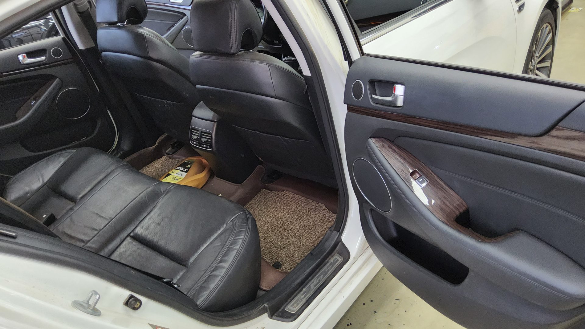 2016 - kia k7