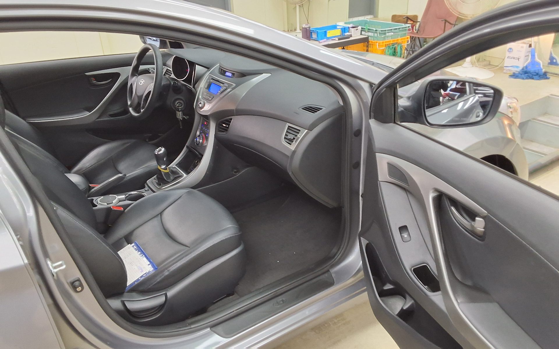 2013 - hyundai avante