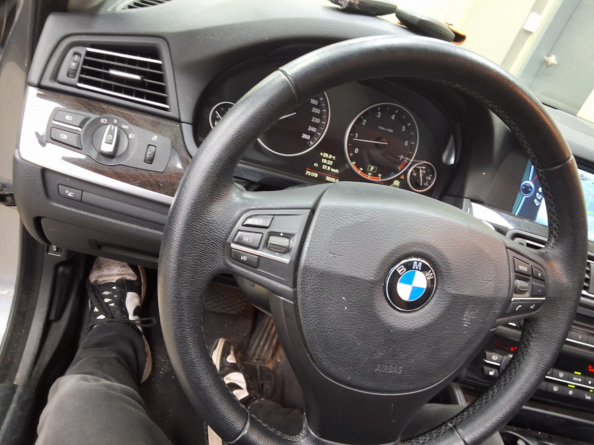 2010 - bmw m5