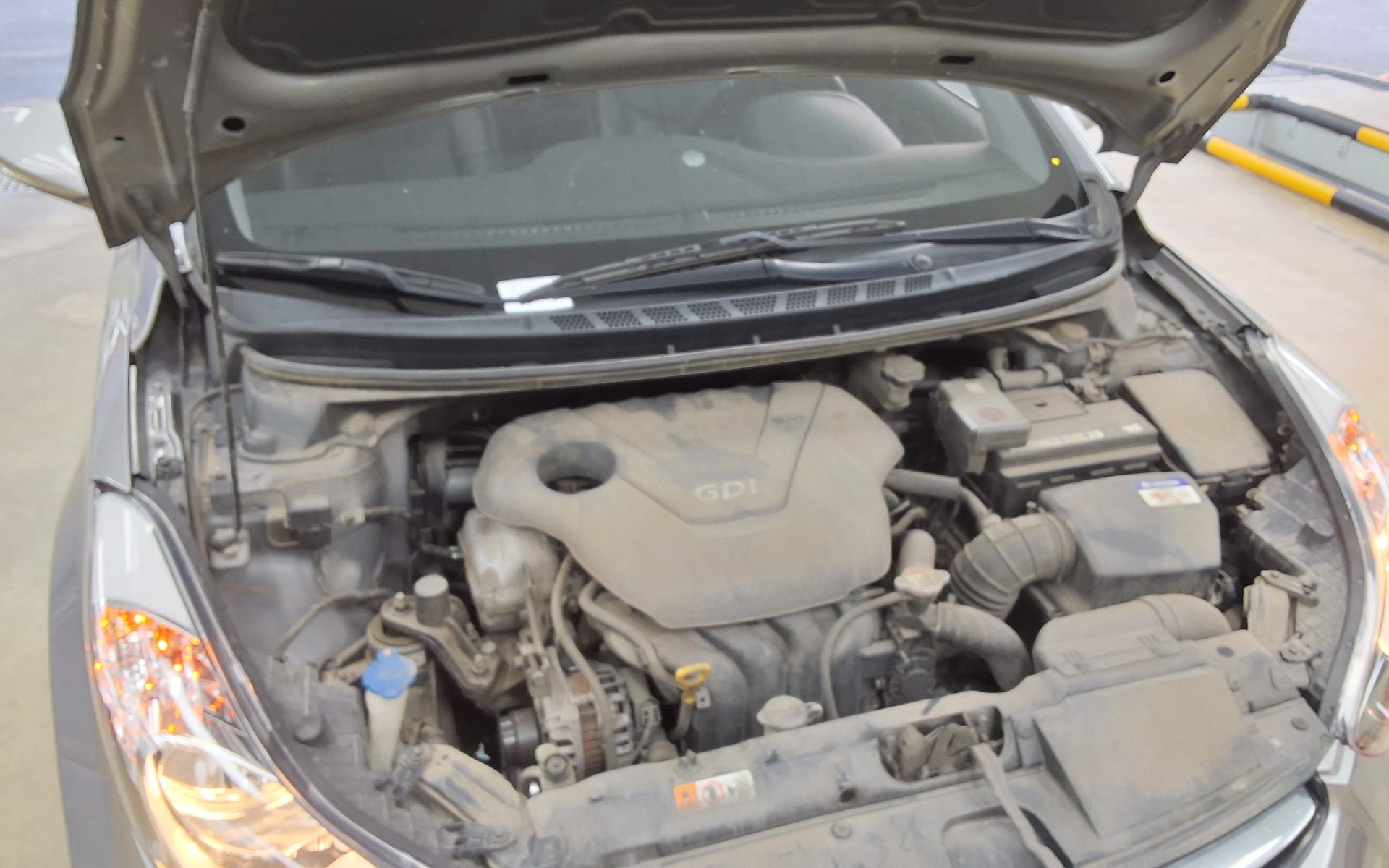 2013 - hyundai avante