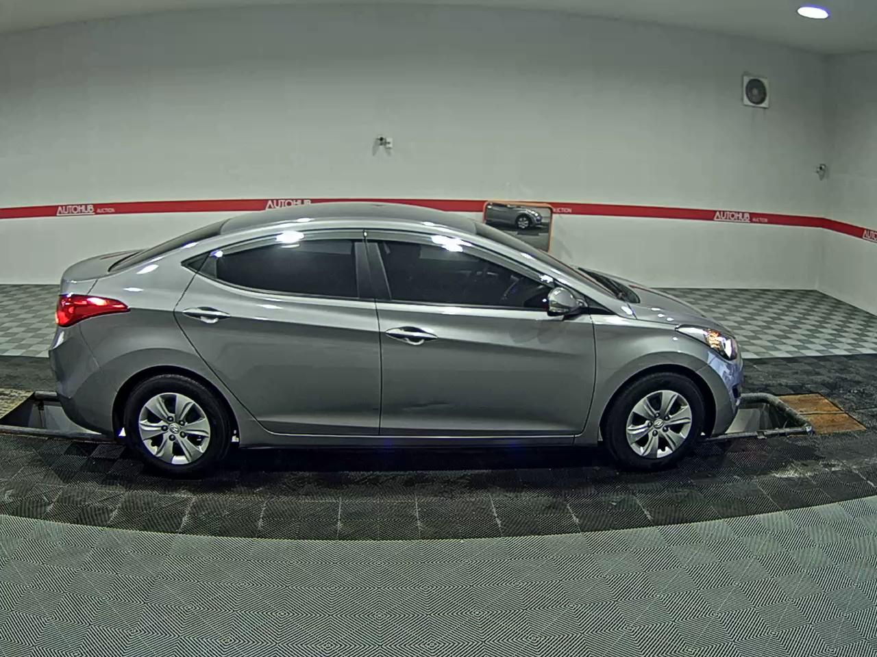 2013 - hyundai avante