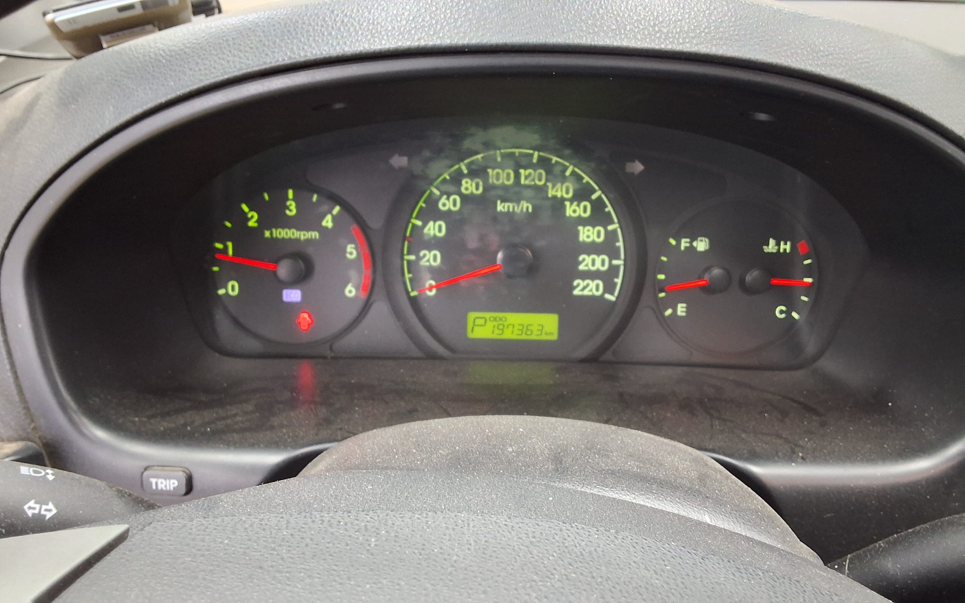 2012 - hyundai grand starex