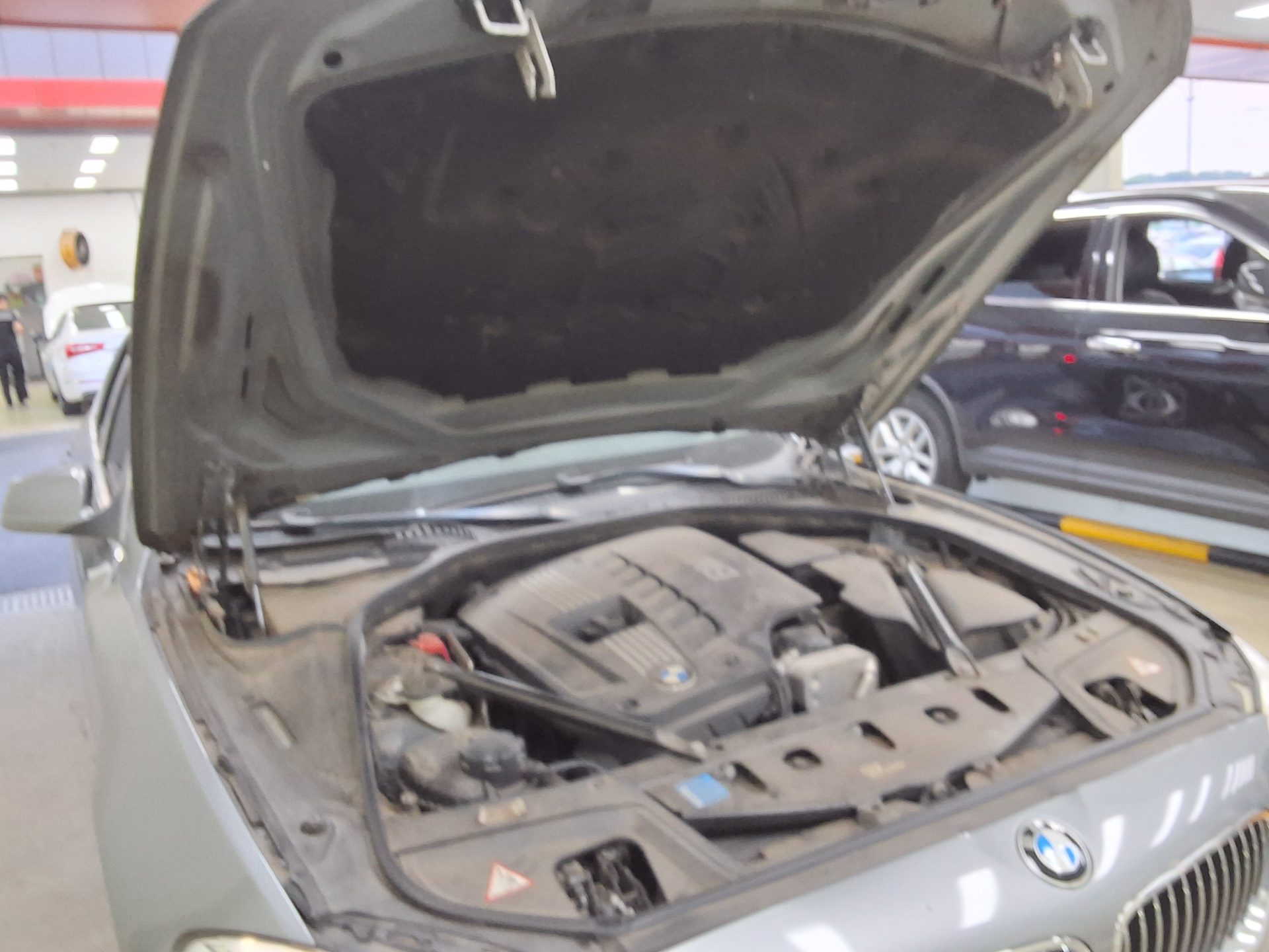 2010 - bmw m5