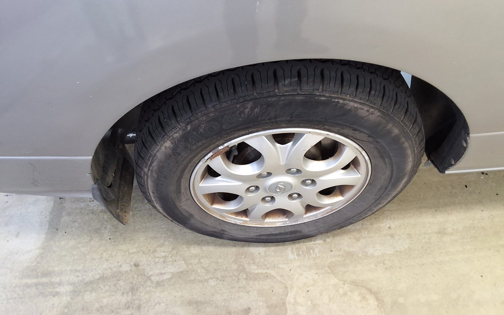 2012 - hyundai grand starex