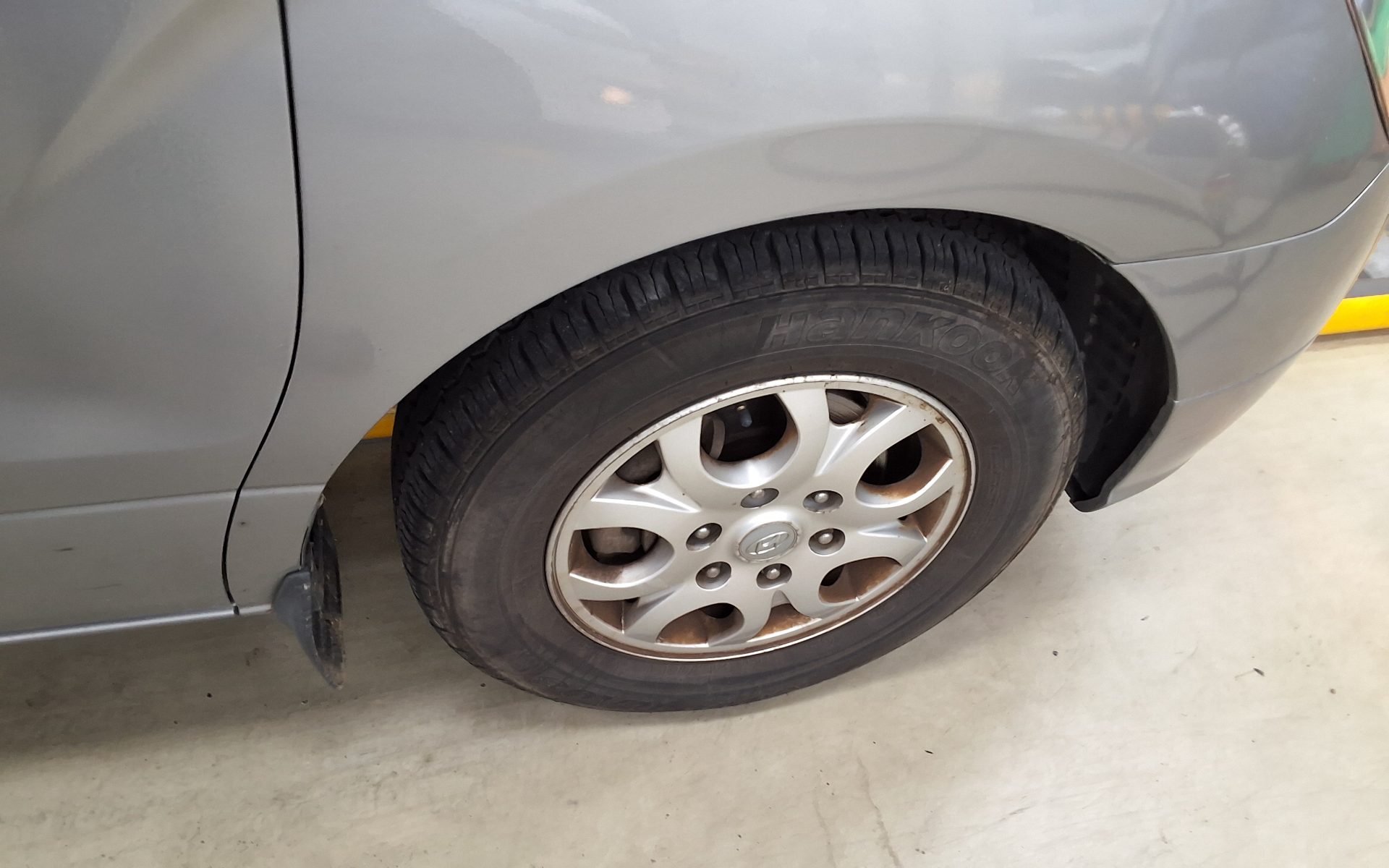 2012 - hyundai grand starex