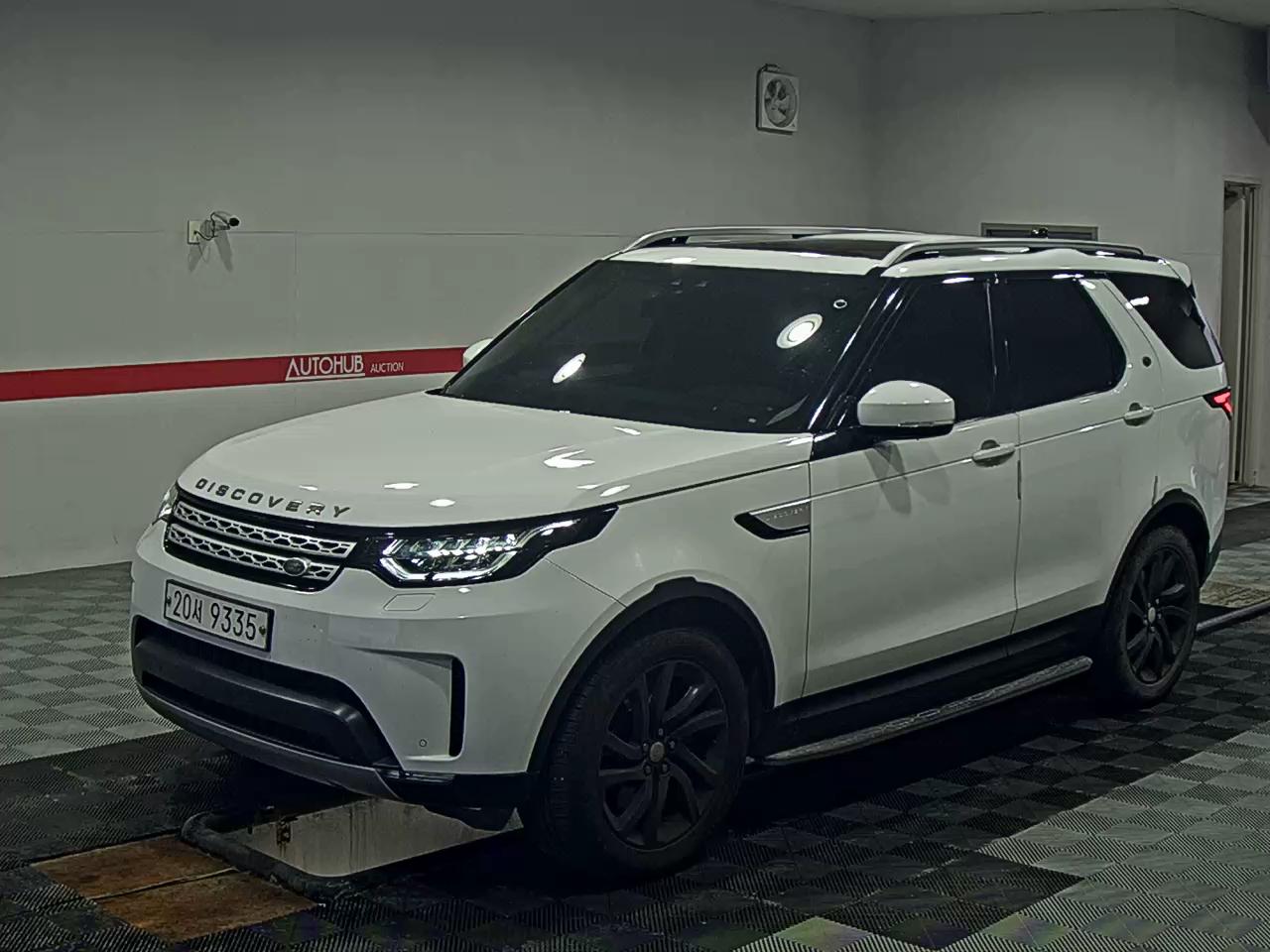 2017 - land rover discovery