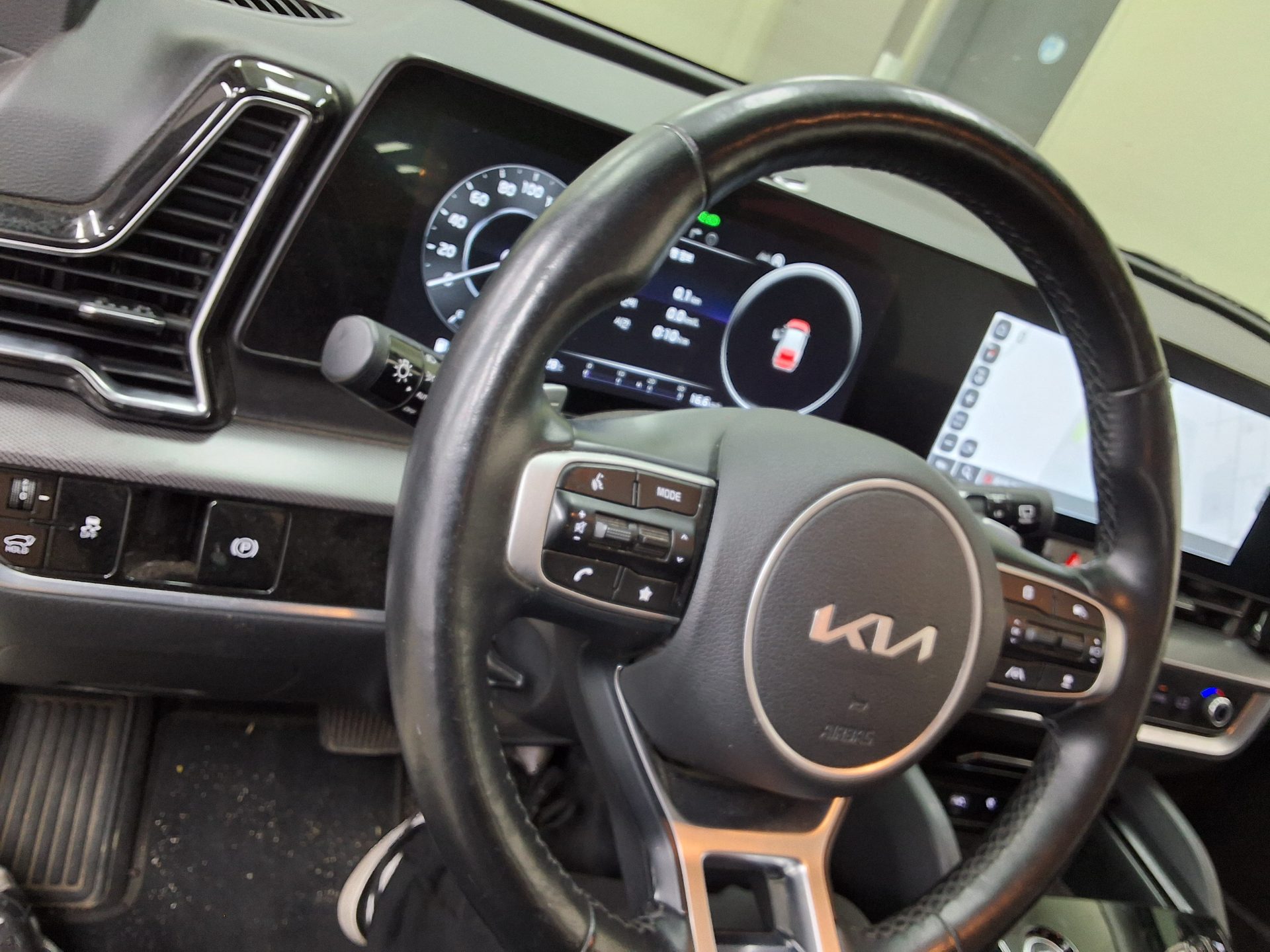 2022 - kia sportage