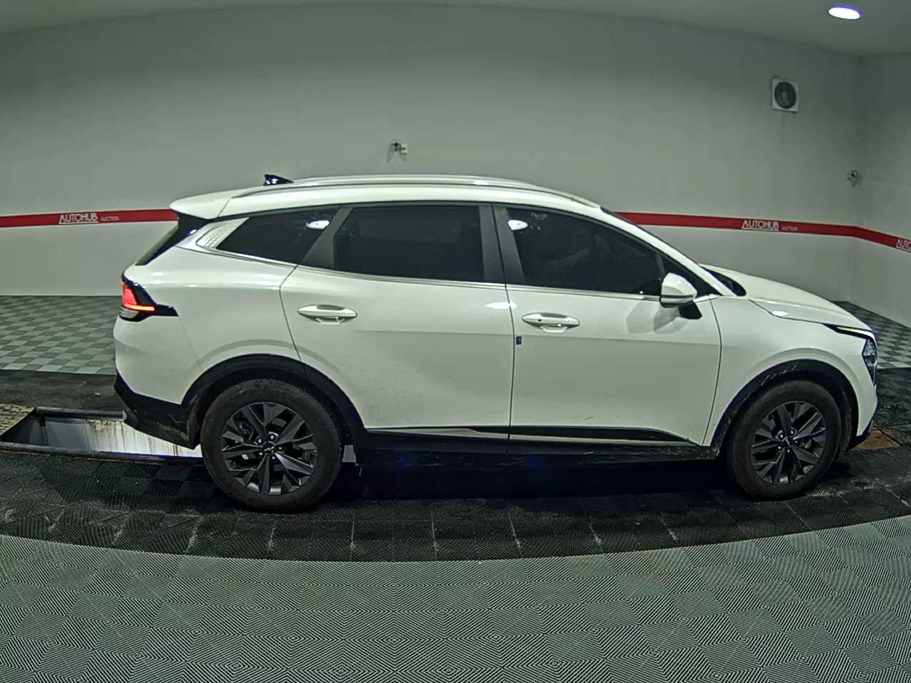 2022 - kia sportage