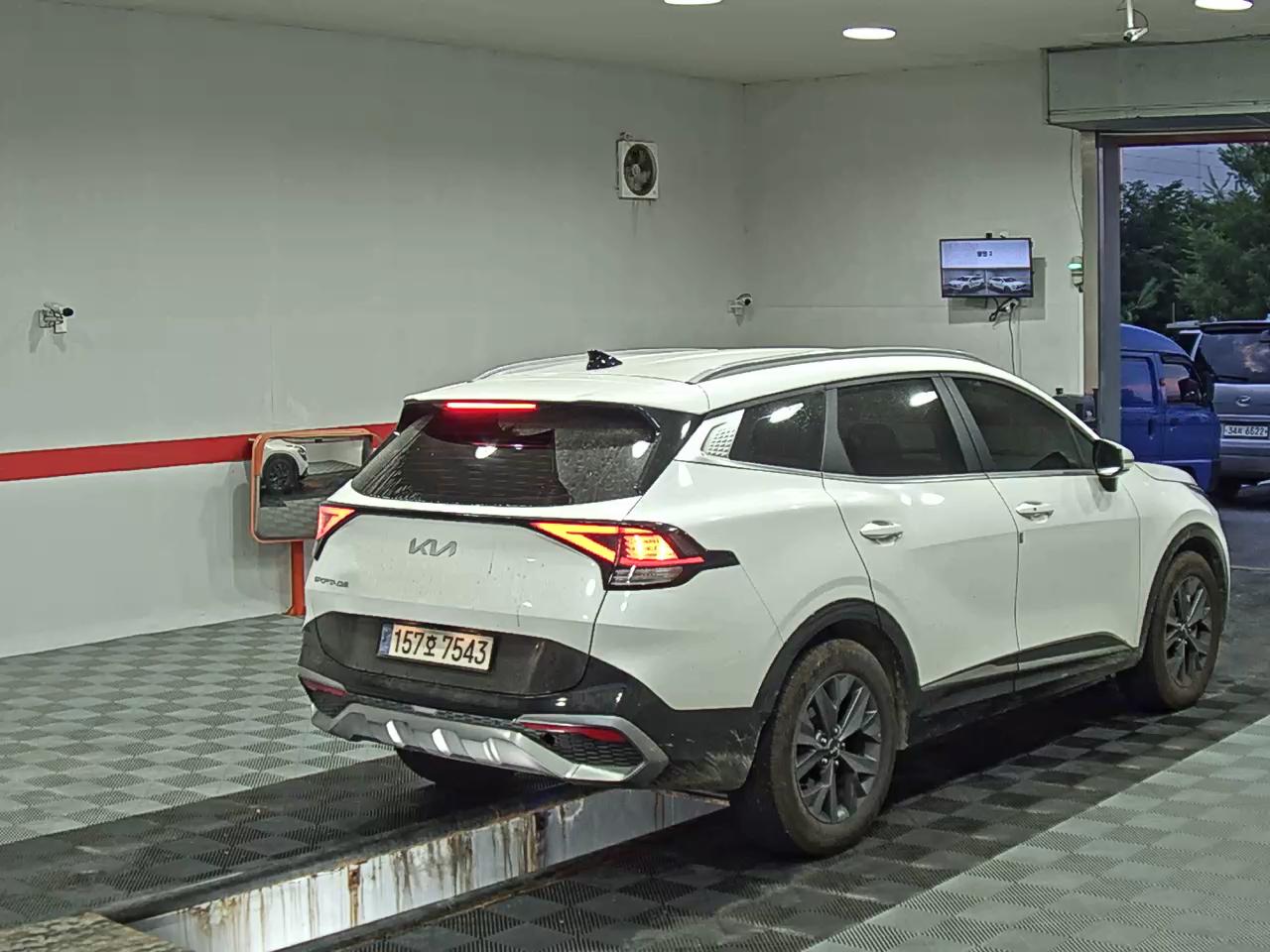 2022 - kia sportage