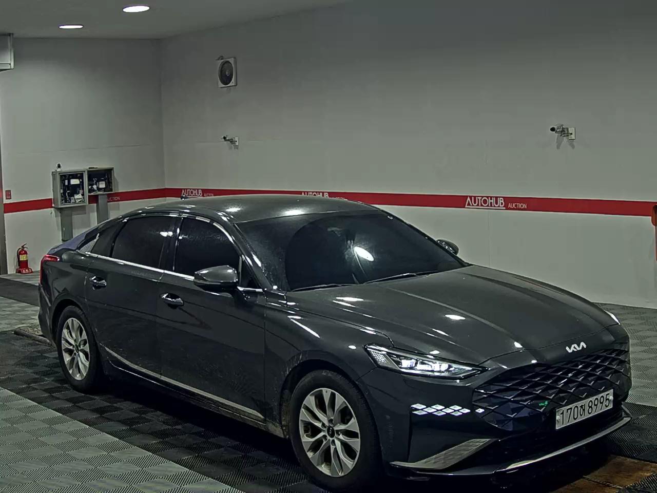 2022 - kia k8