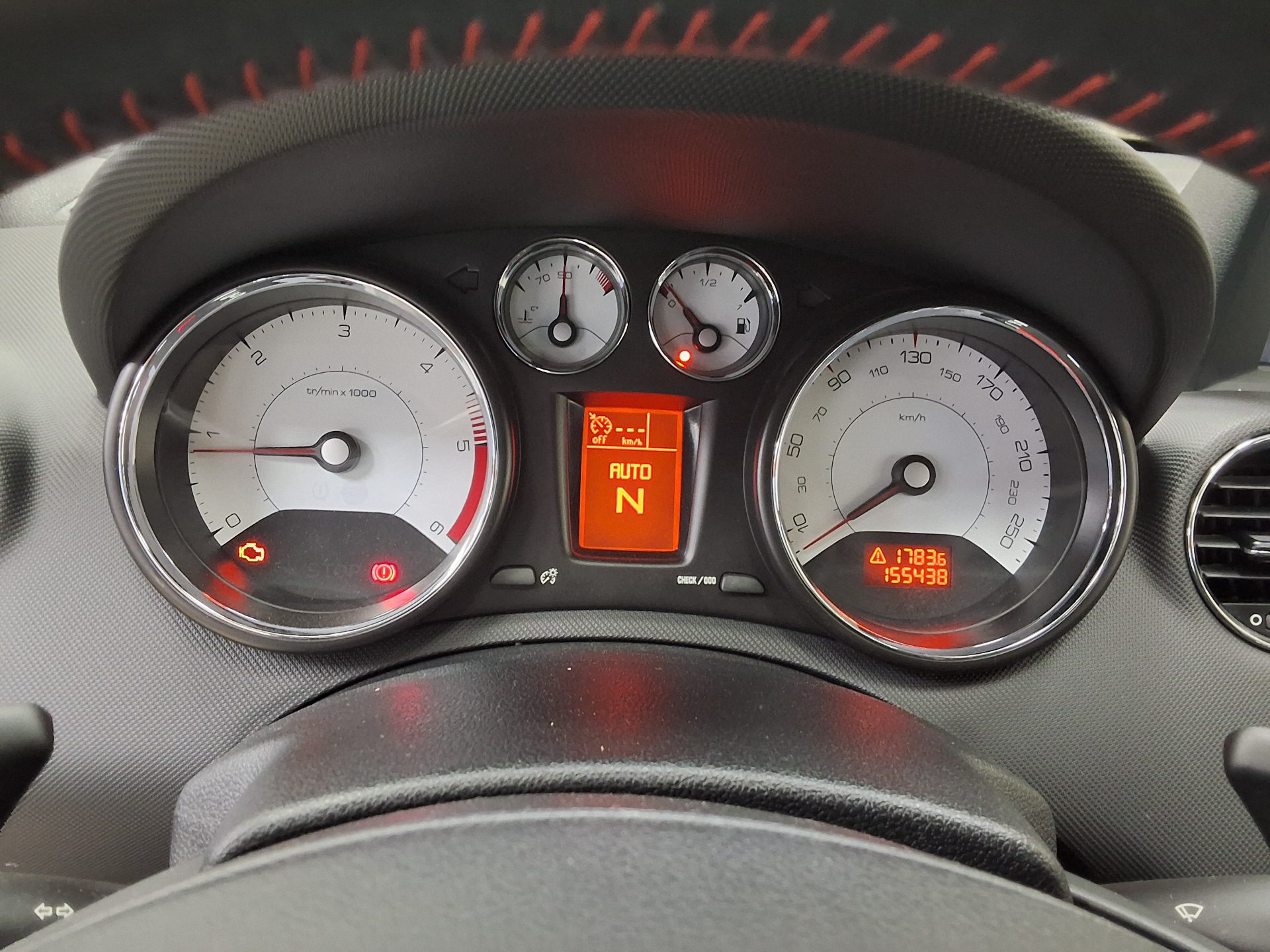 2014 - peugeot 308