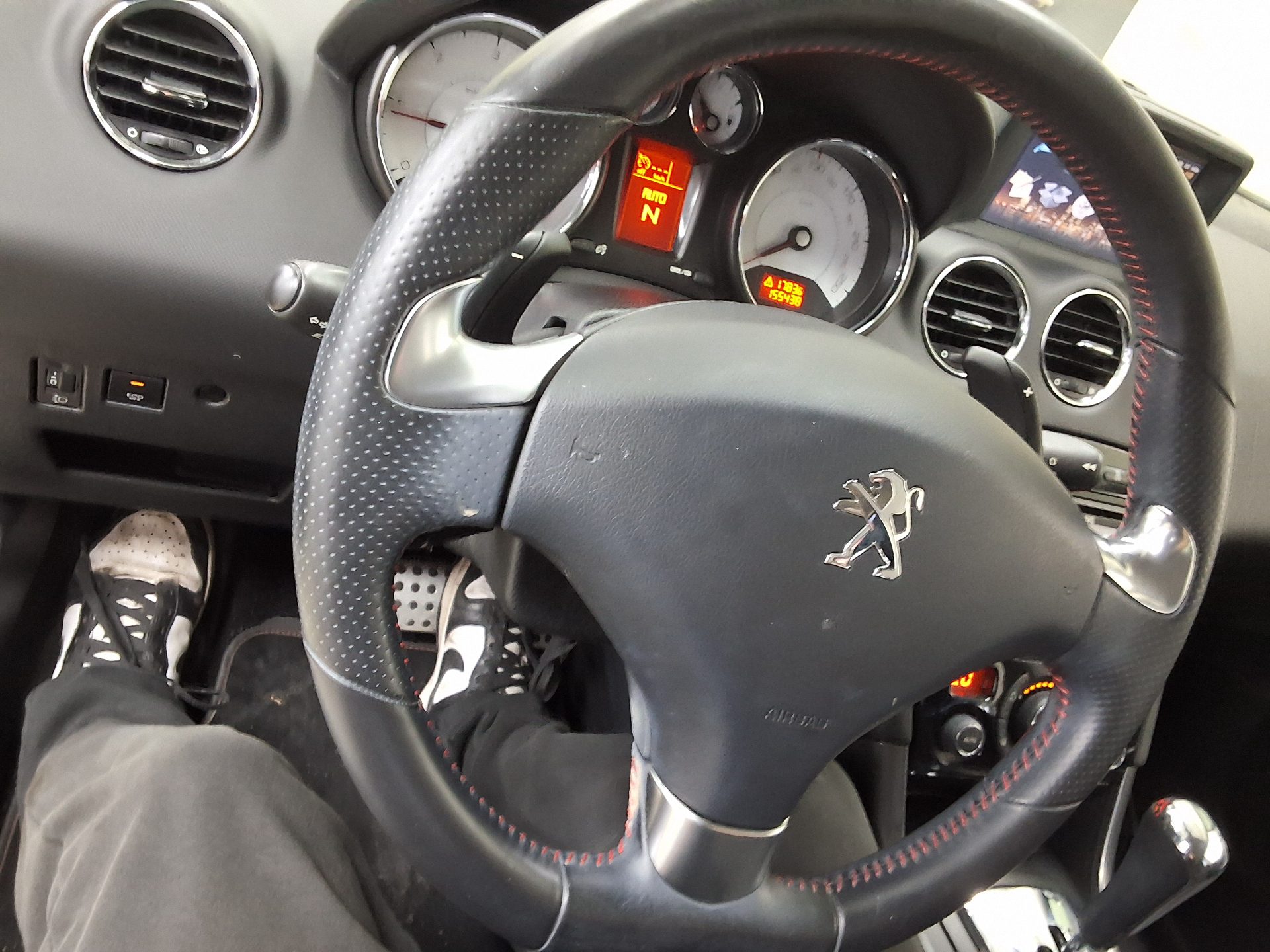 2014 - peugeot 308