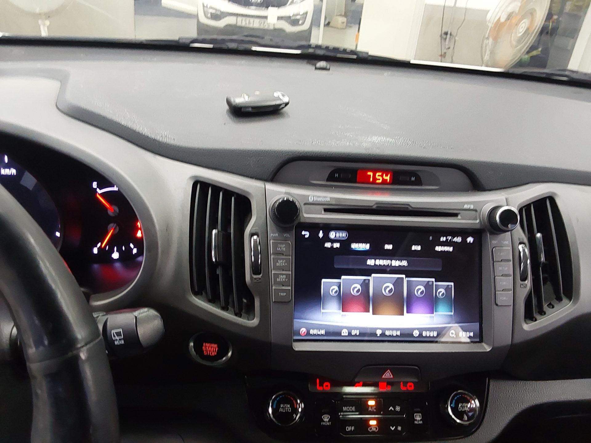2014 - kia sportage