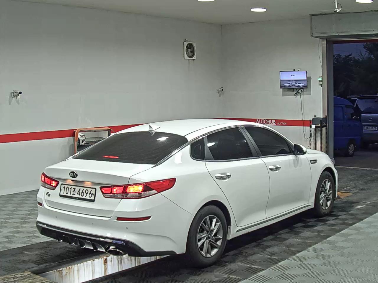 2020 - kia k5