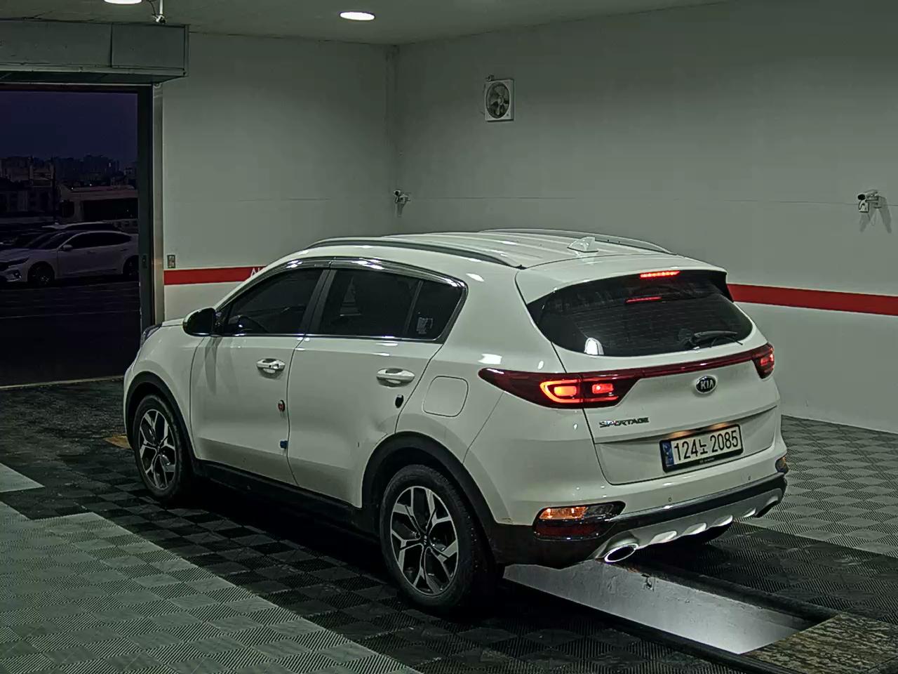 2022 - kia sportage