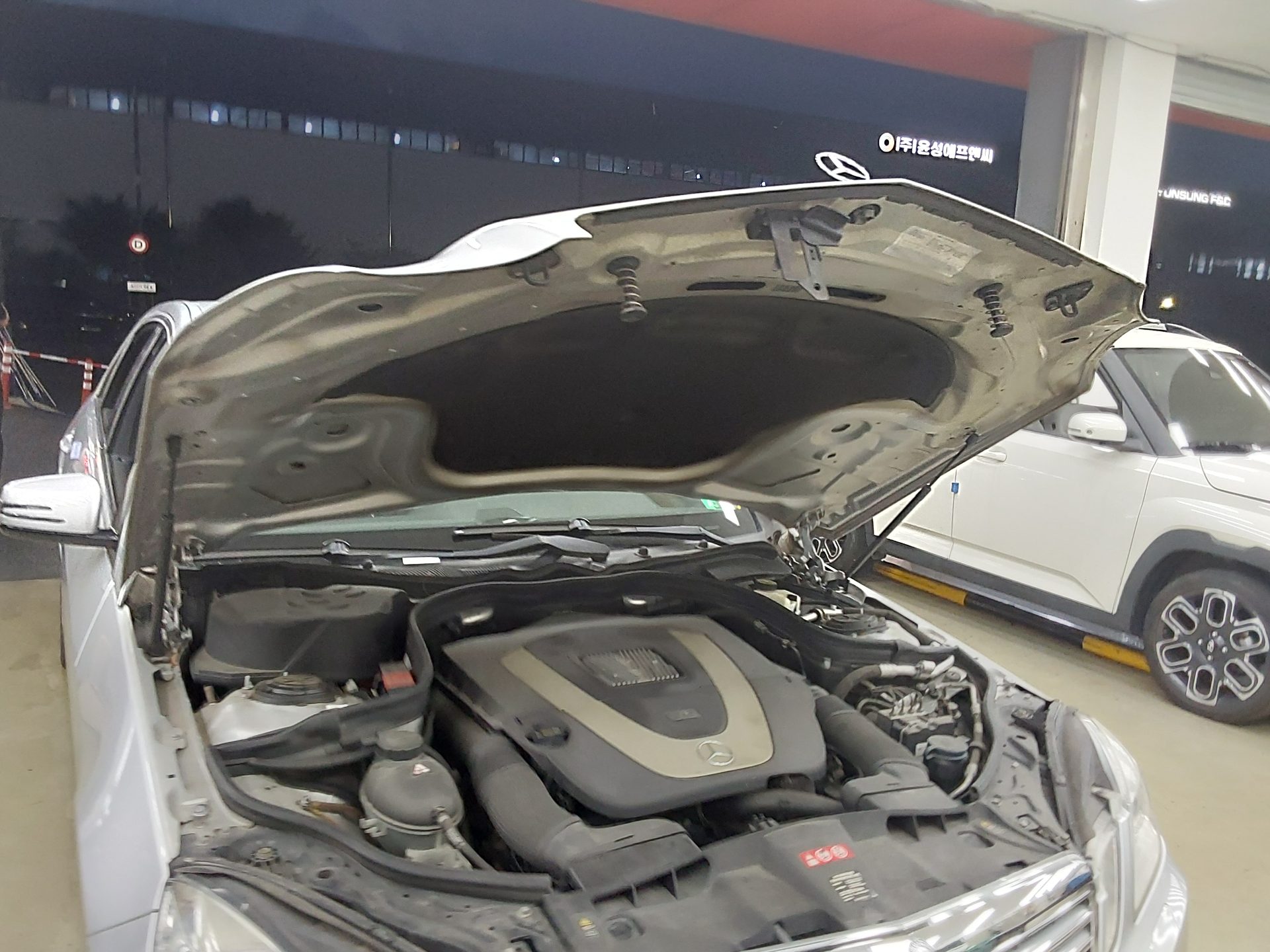 2010 - mercedes-benz e300