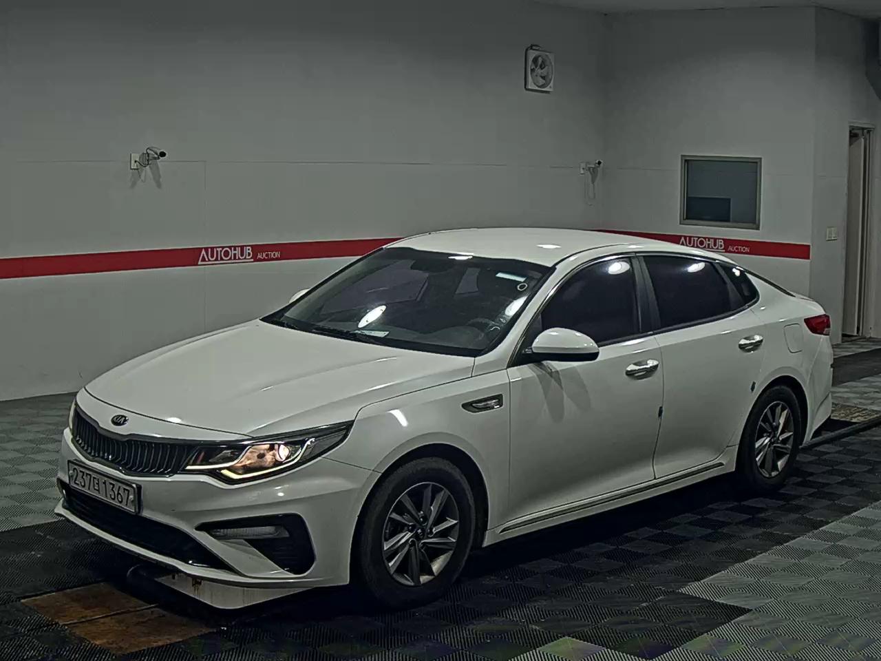 KIA K5 LPI RENTAL CAR