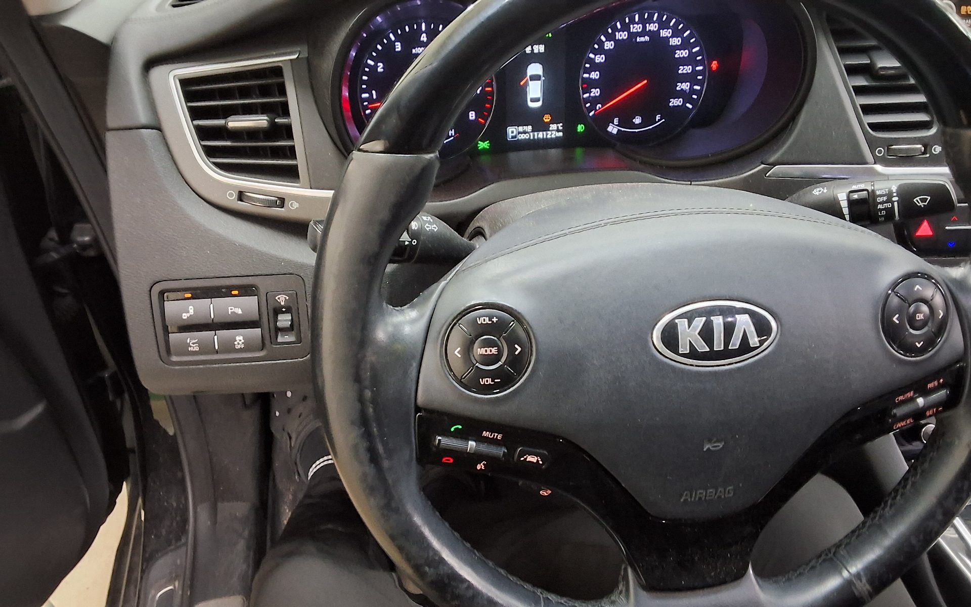 2014 - kia k9