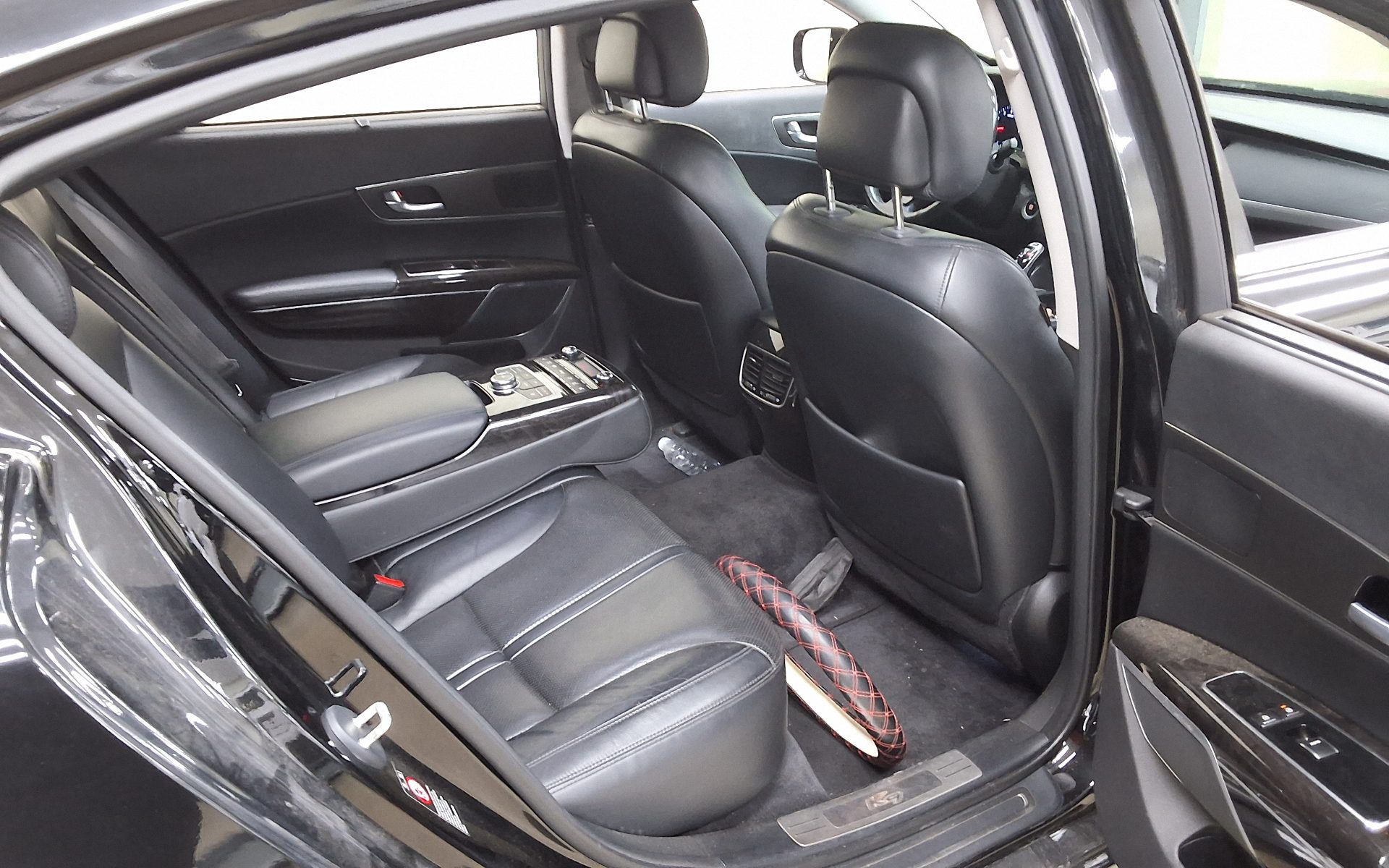 2014 - kia k9