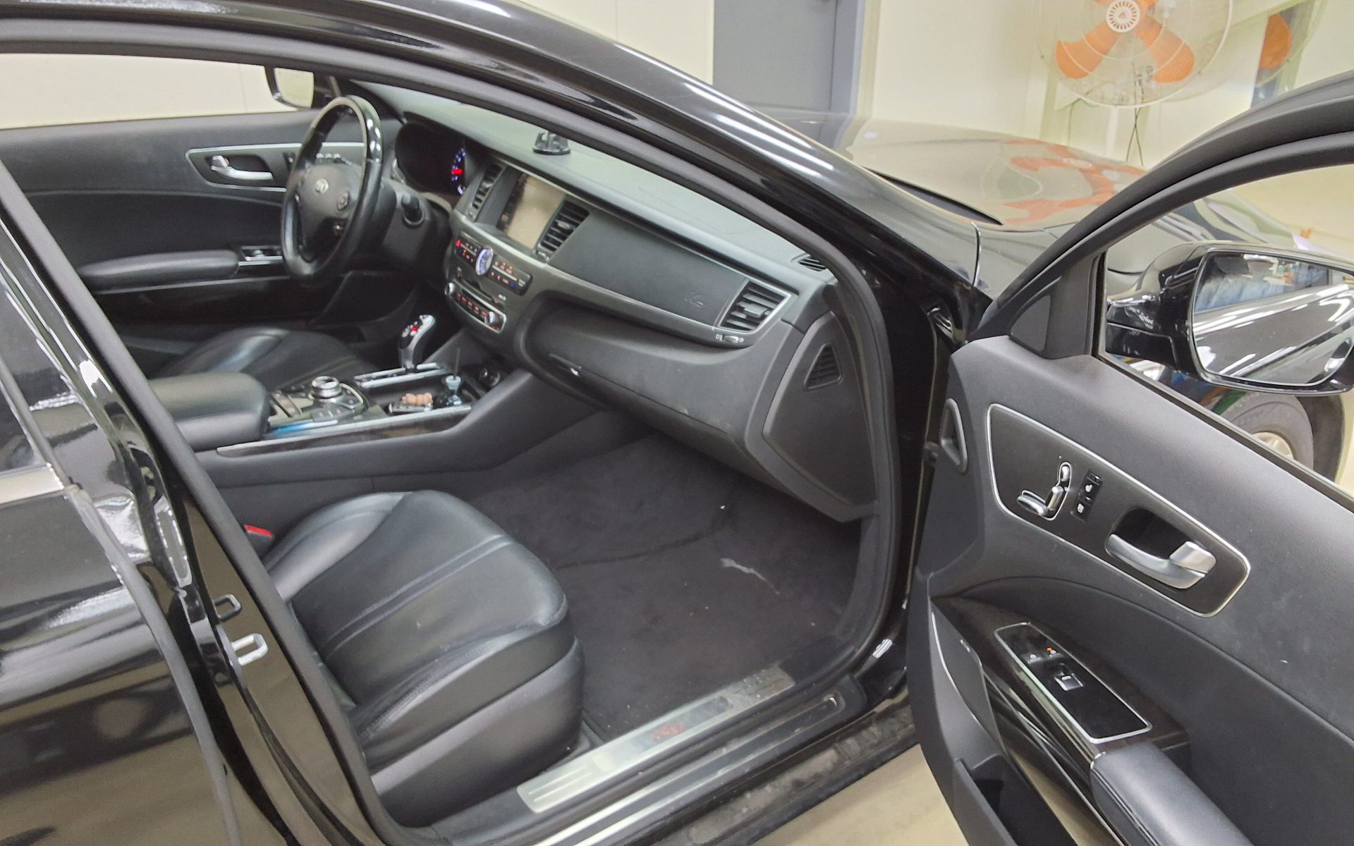 2014 - kia k9