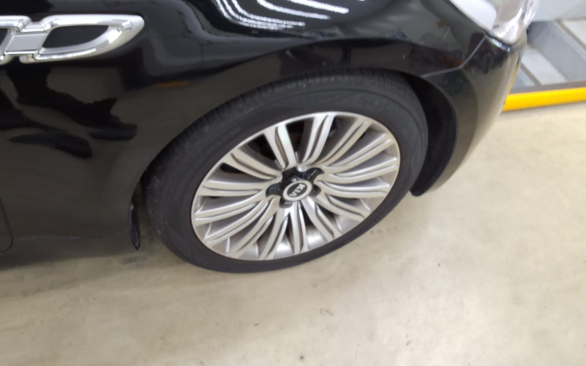 2014 - kia k9