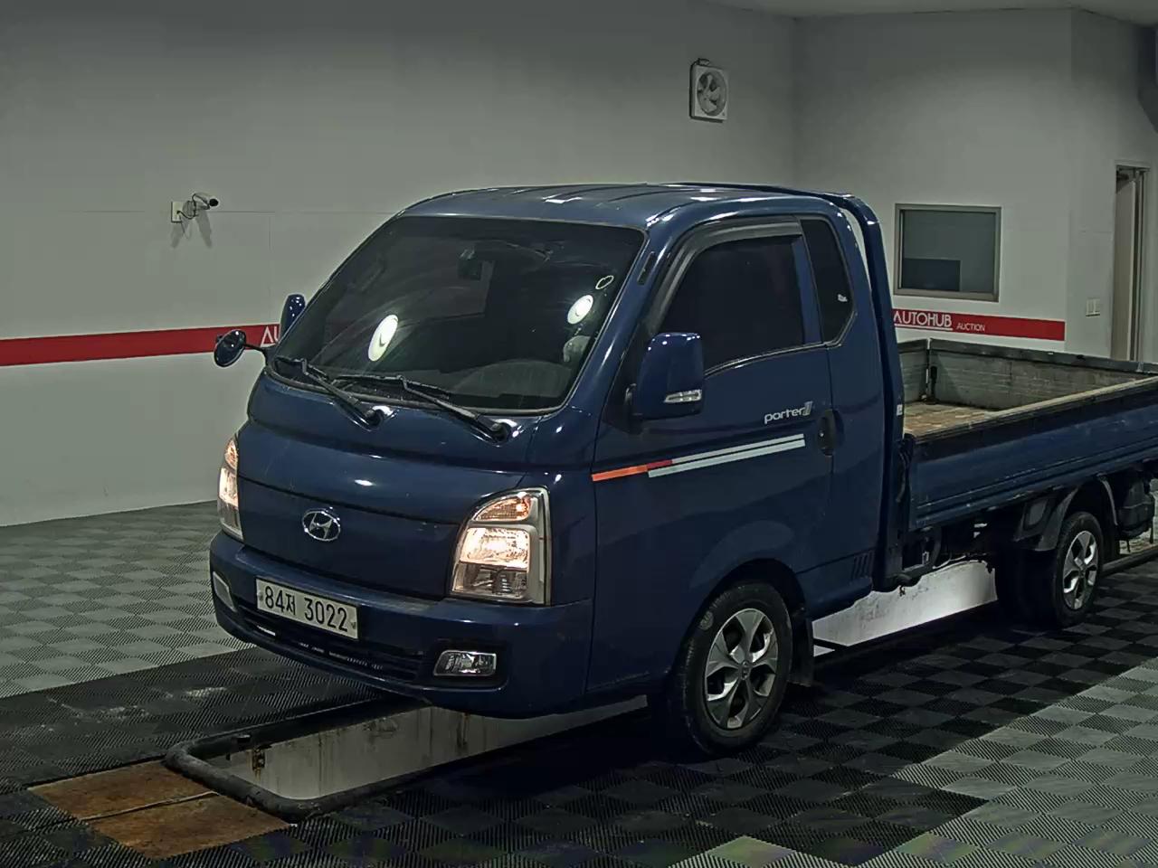HYUNDAI PORTER II SUPER CAB EXTRA WHEELBASE