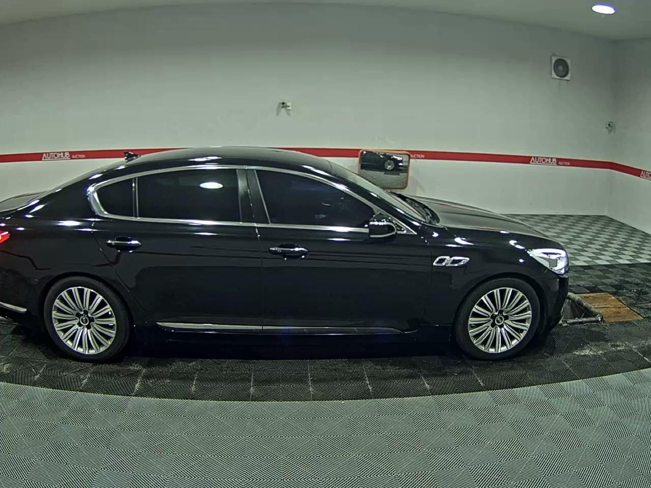 2014 - kia k9