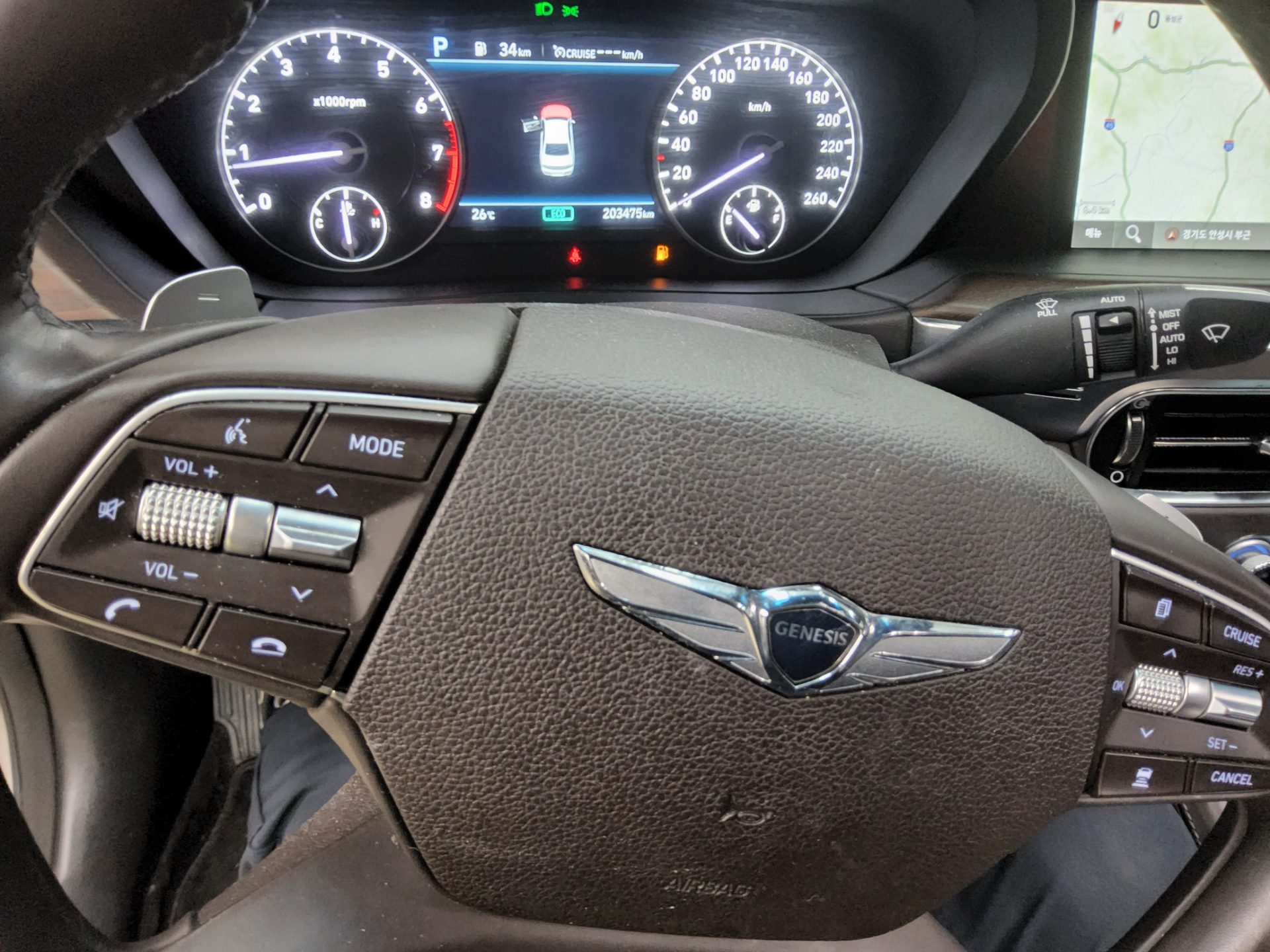 2021 - genesis g90