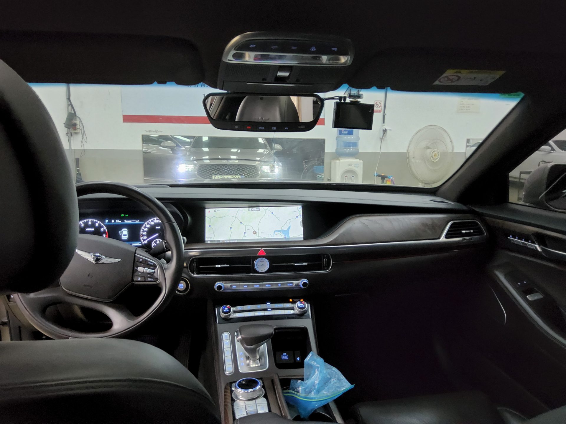 2021 - genesis g90