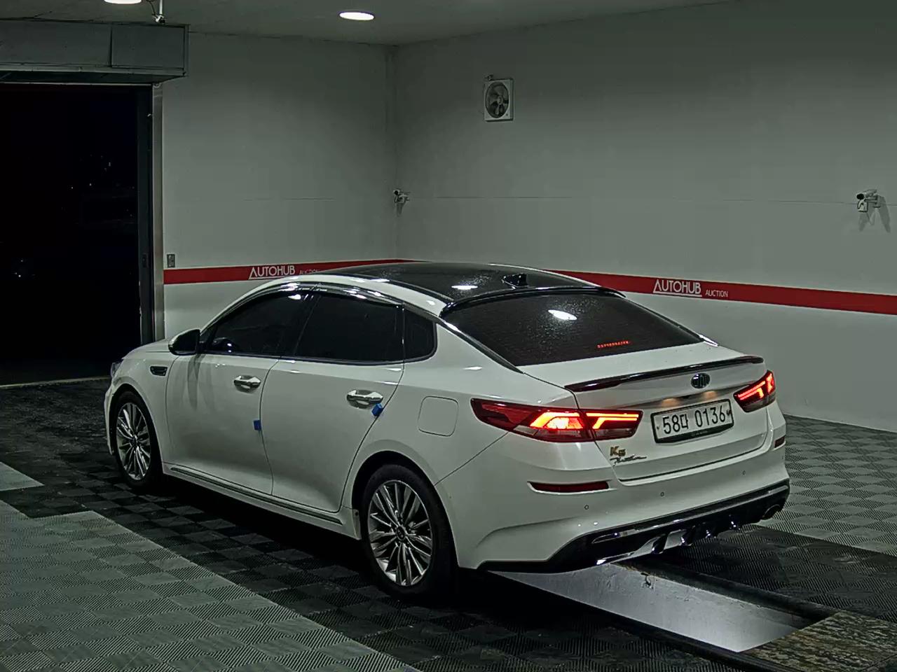 2020 - kia k5