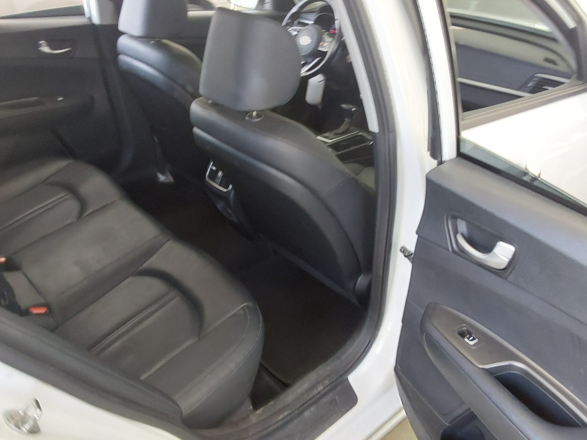 2020 - kia k5