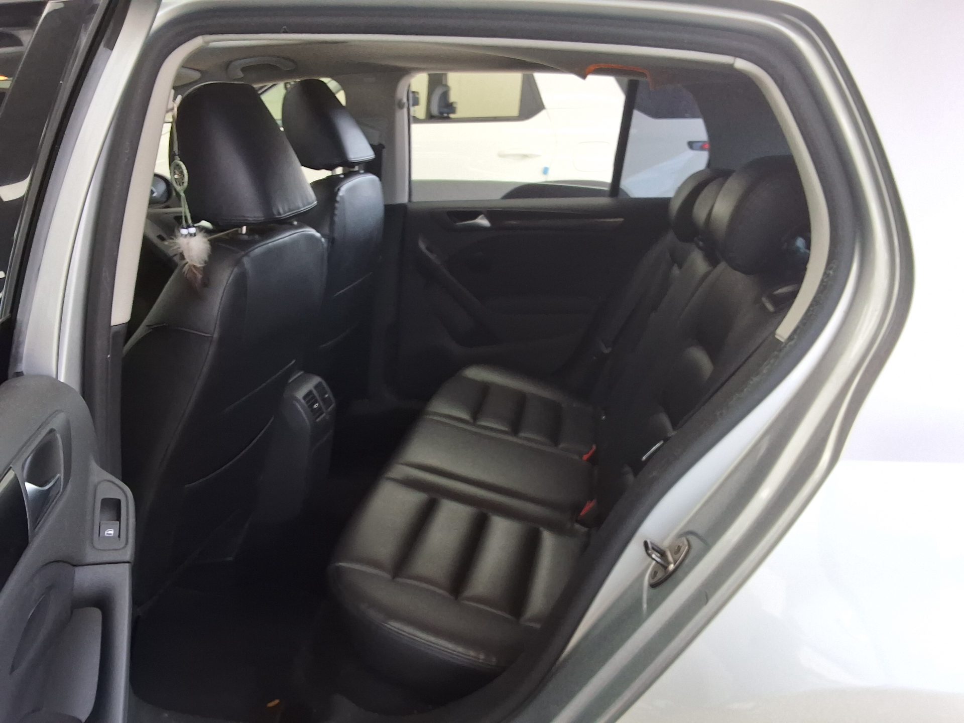 2011 - volkswagen golf