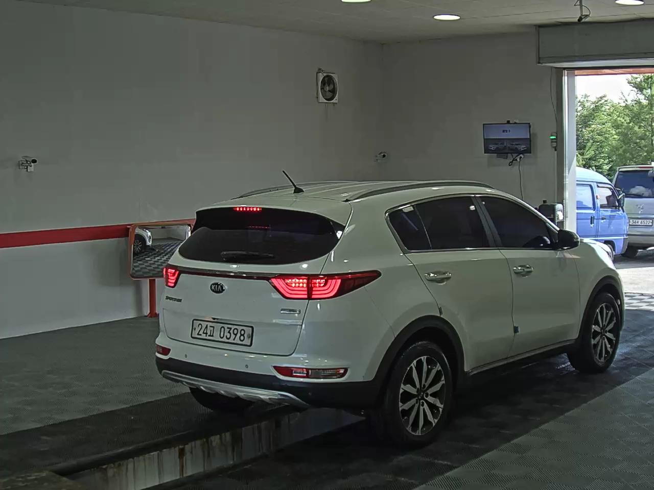 2017 - kia sportage