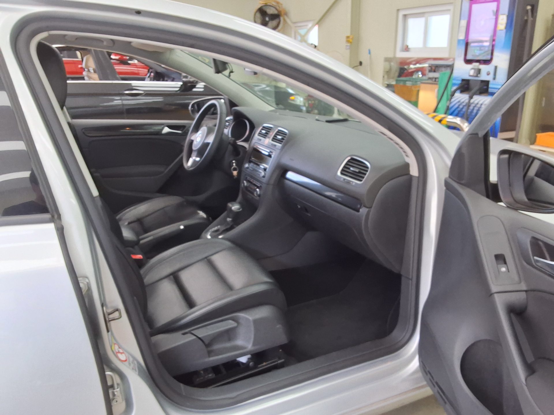 2011 - volkswagen golf