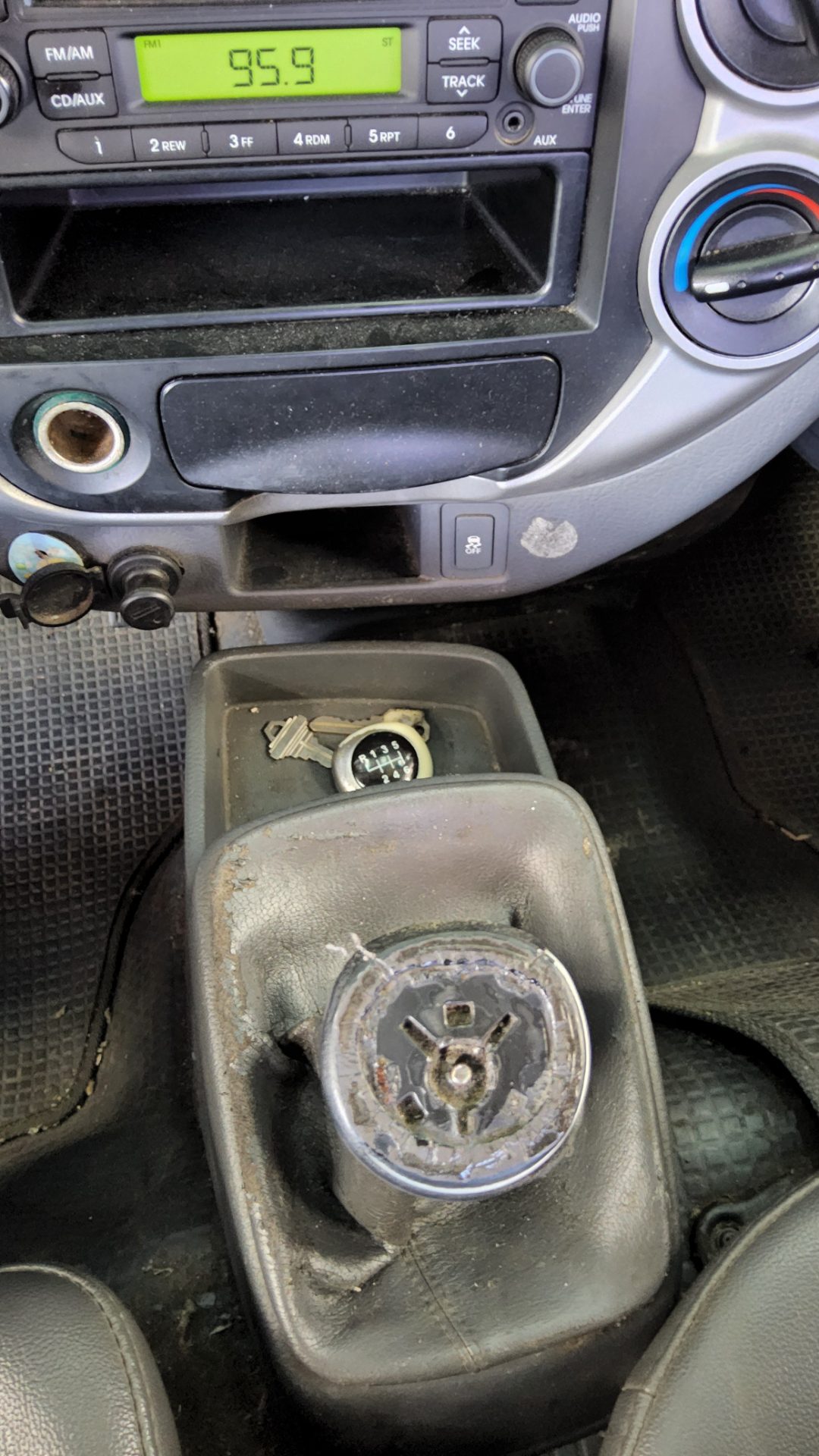 2016 - kia bongo