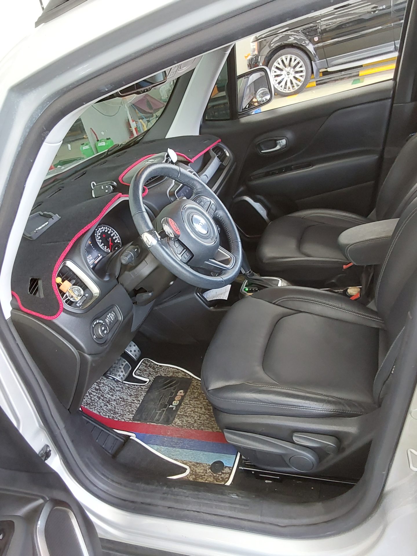 2021 - jeep renegade
