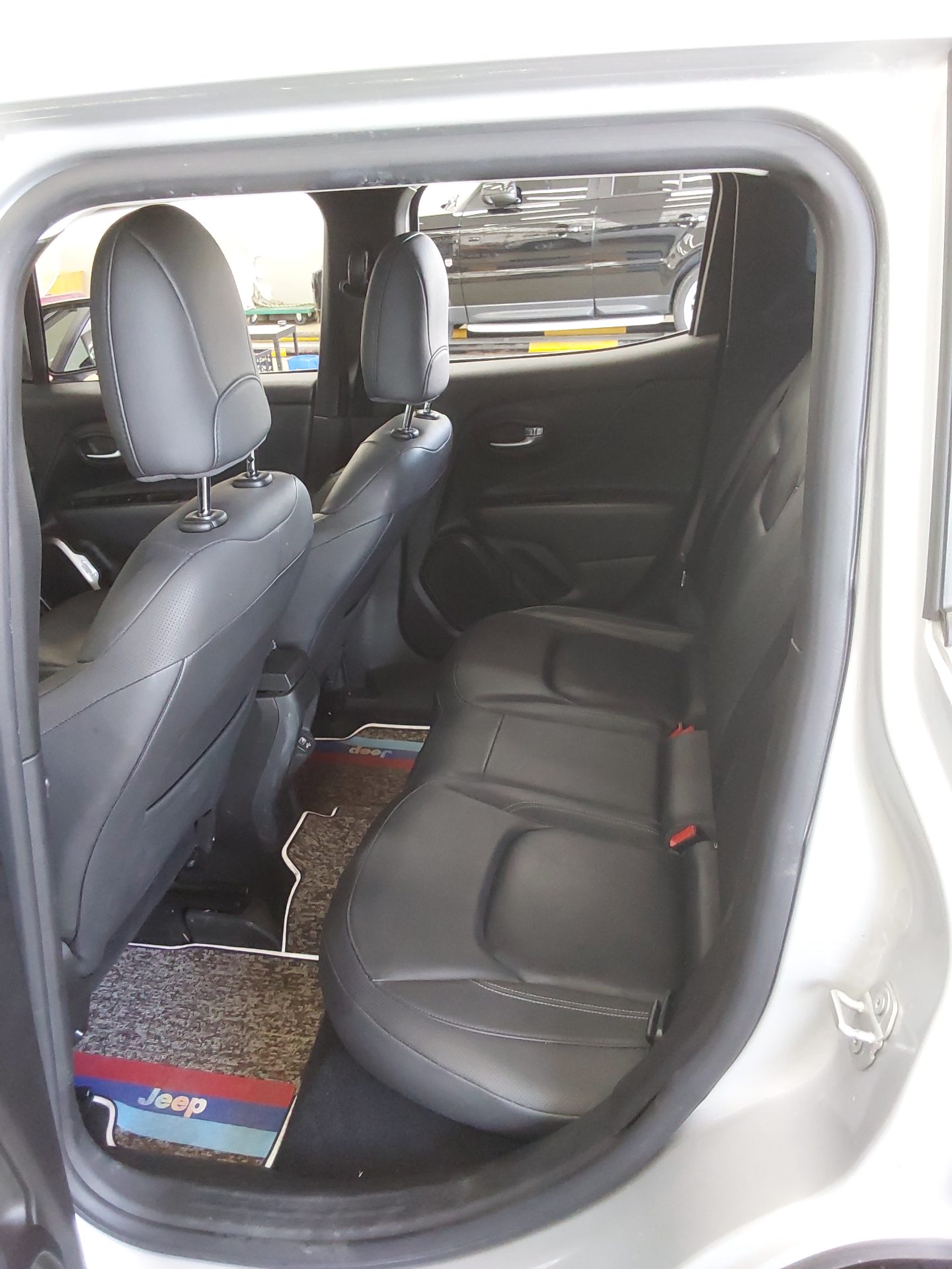 2021 - jeep renegade