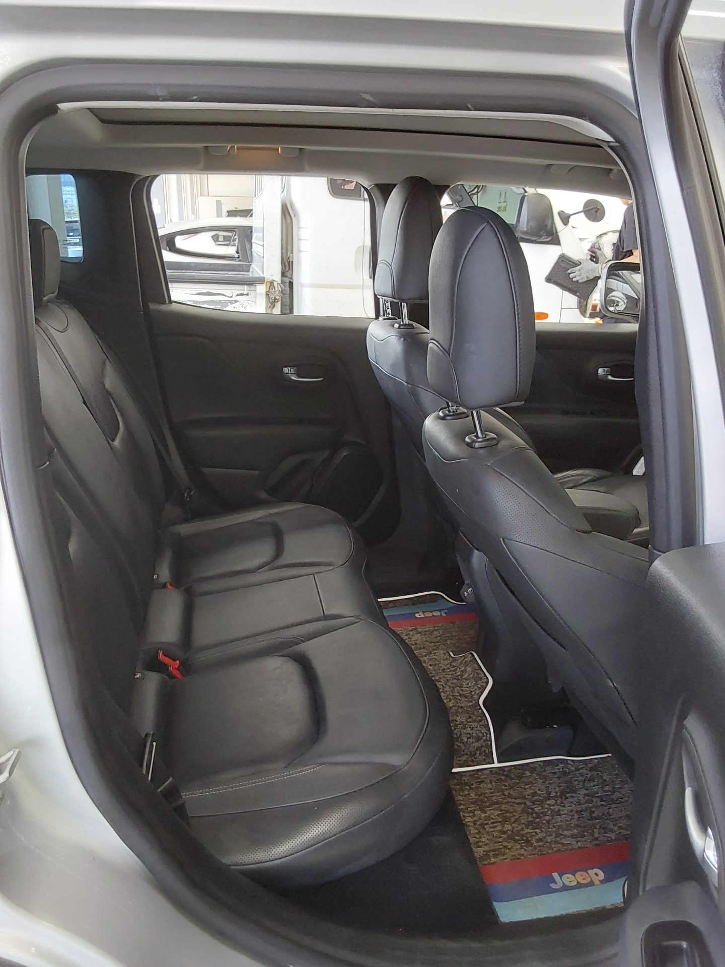 2021 - jeep renegade