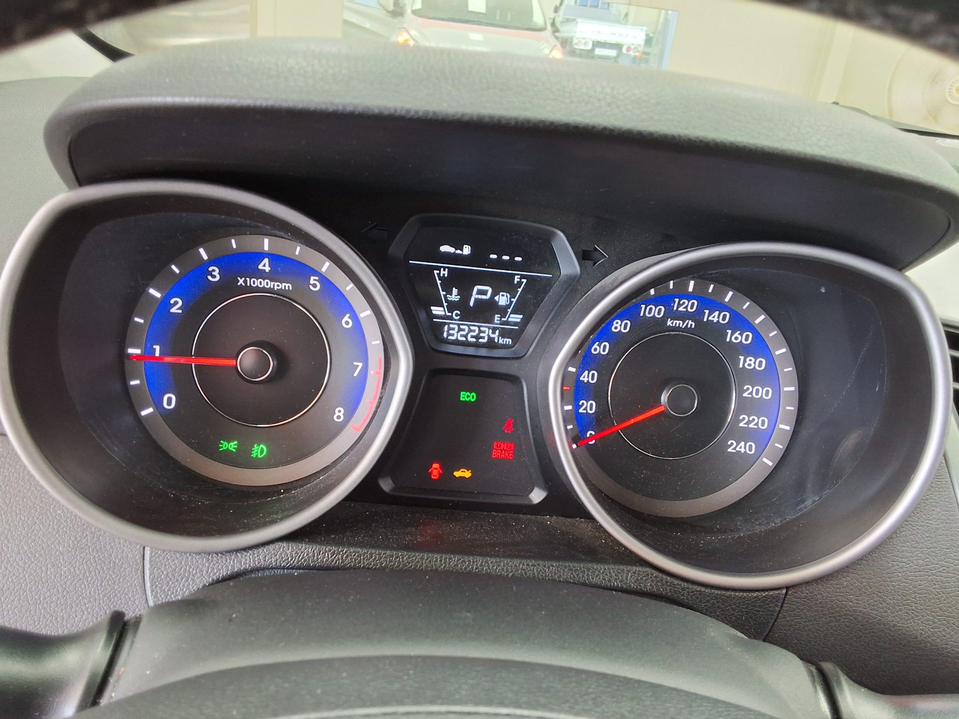 2015 - hyundai avante