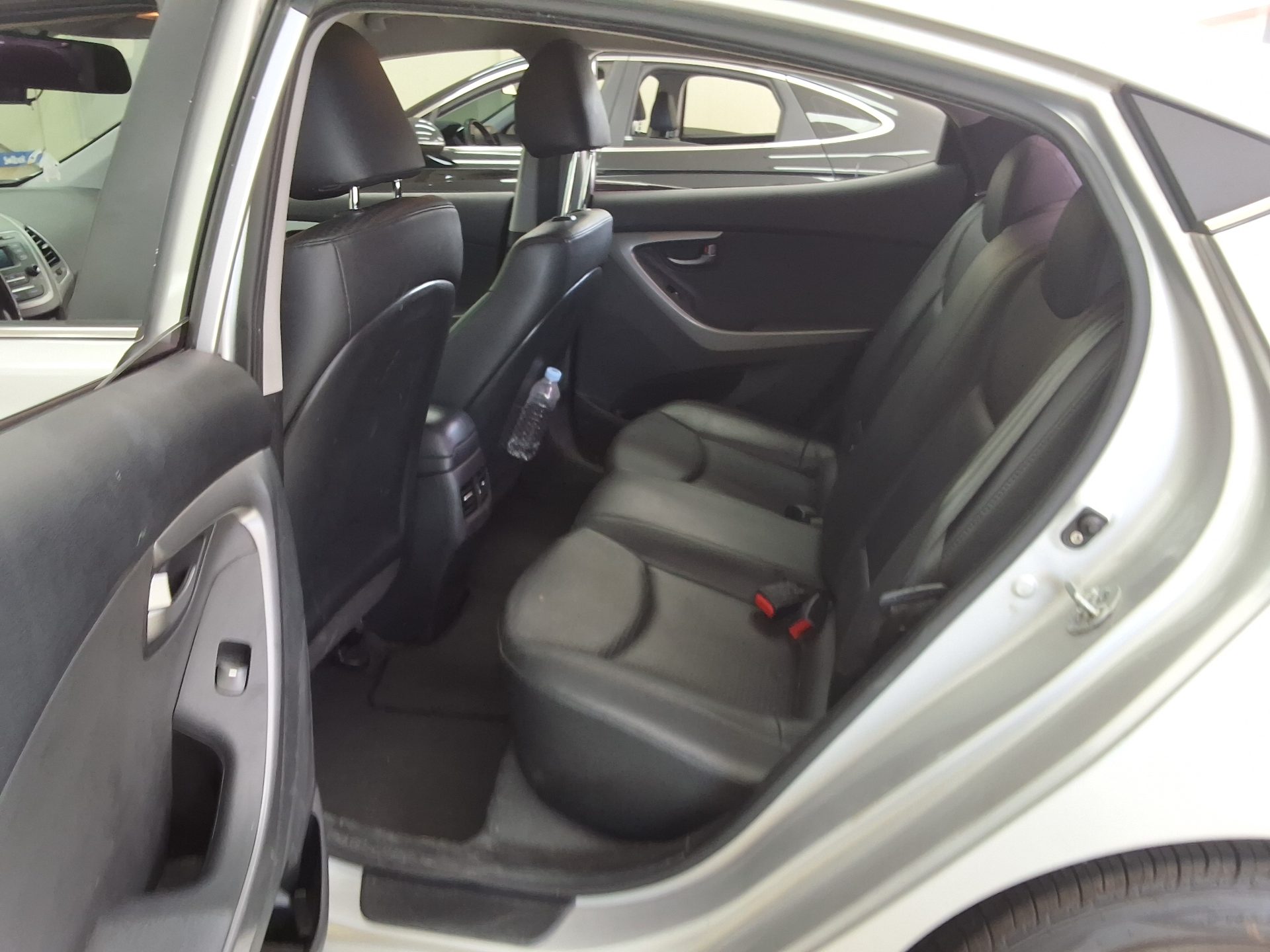 2015 - hyundai avante