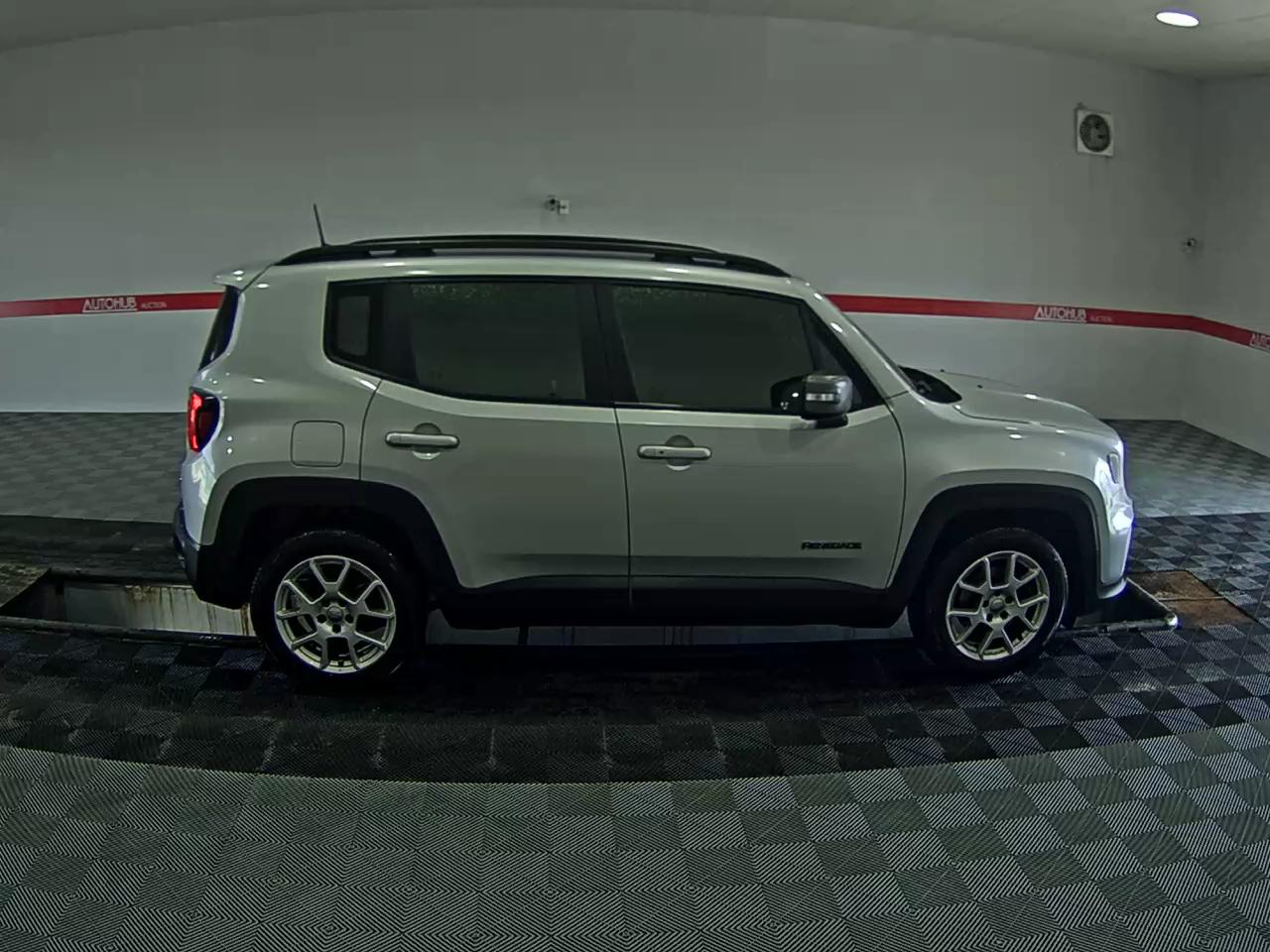 2021 - jeep renegade