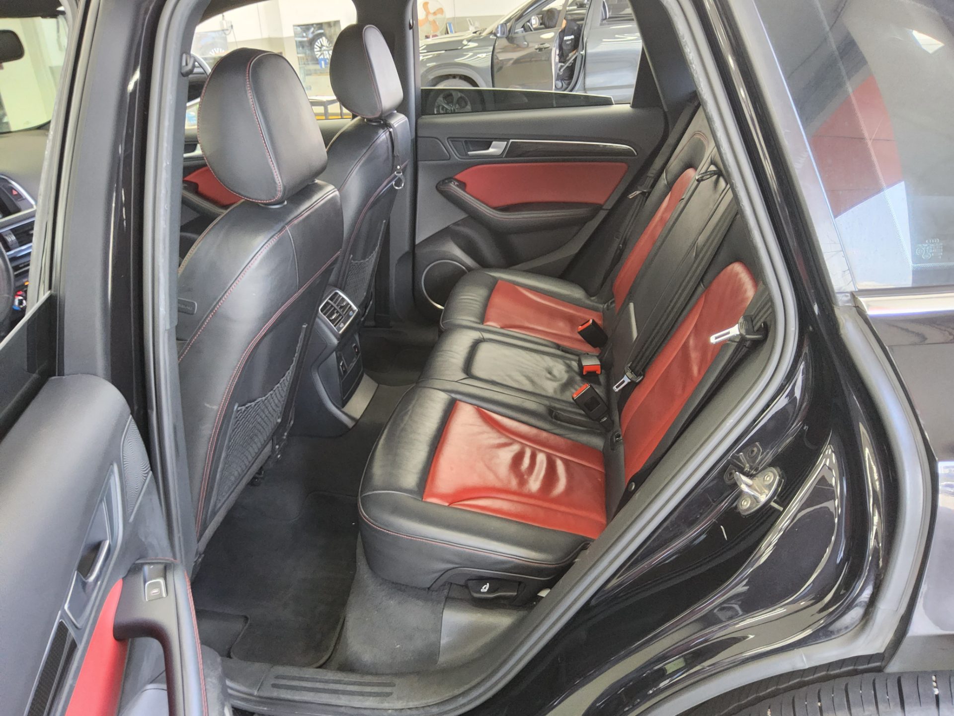 2014 - audi sq5