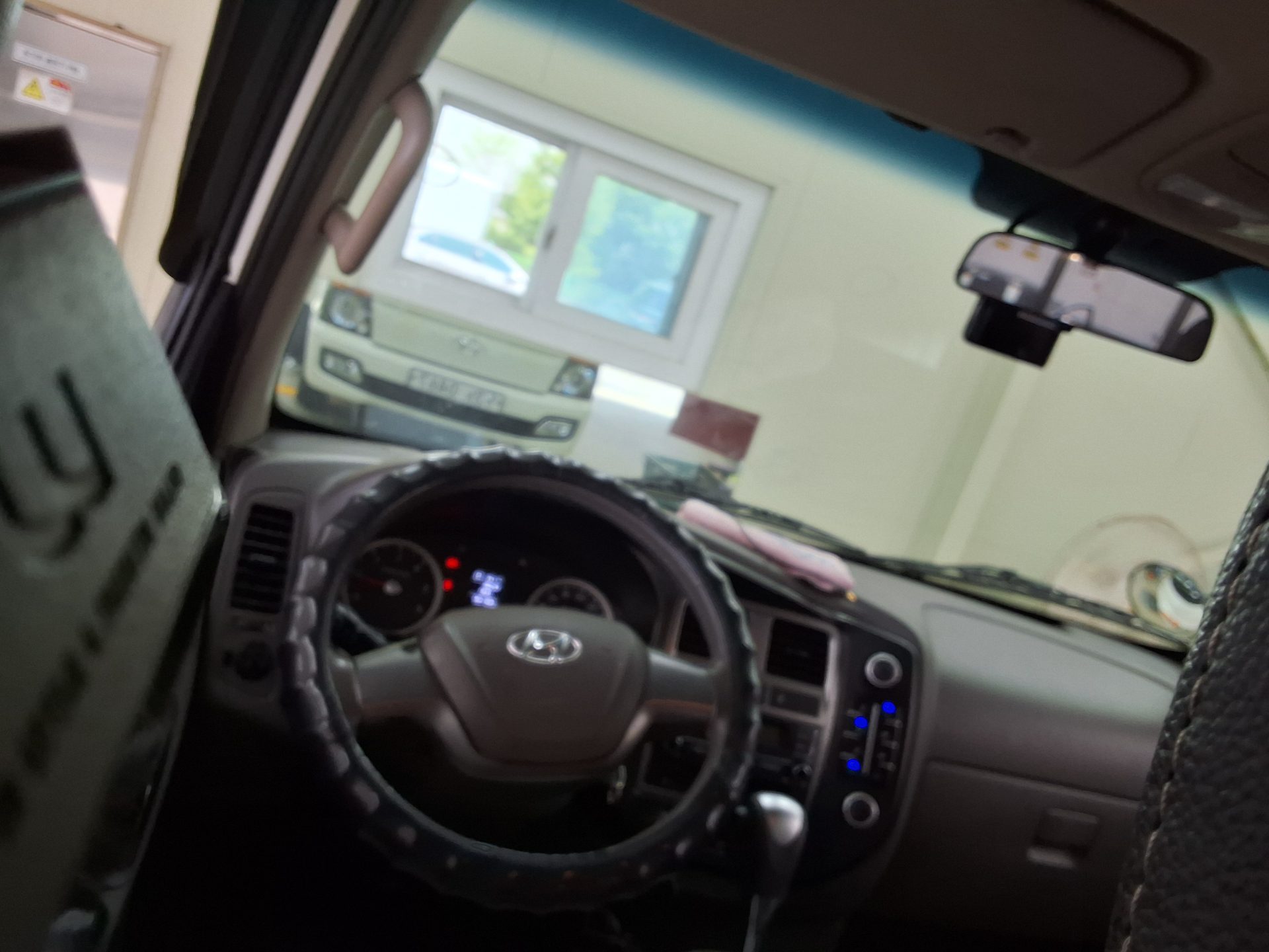 2017 - hyundai porter