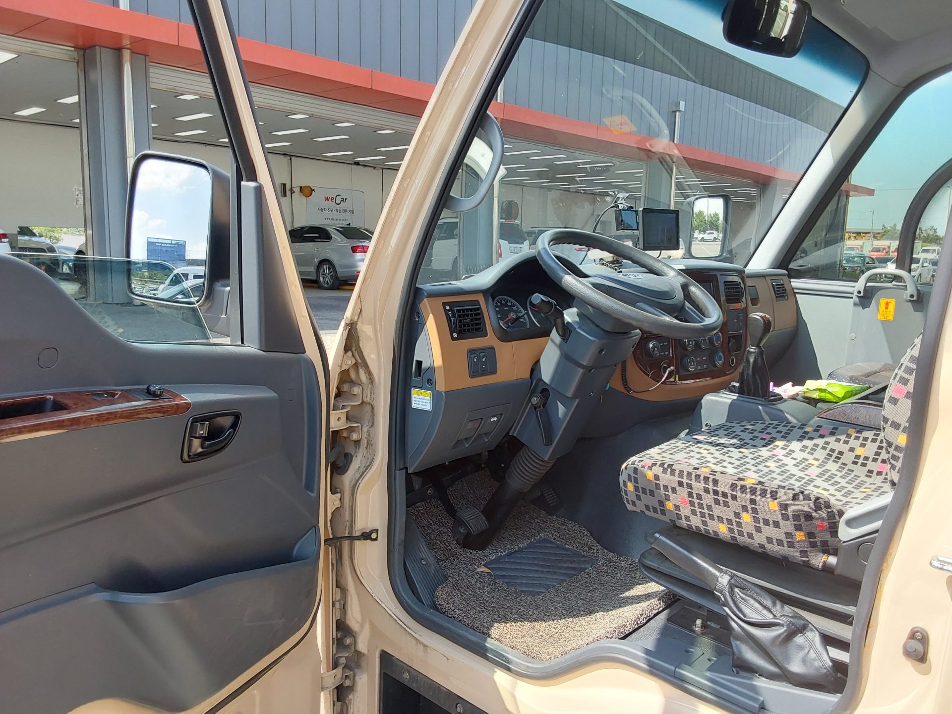 2014 - daewoo lesta