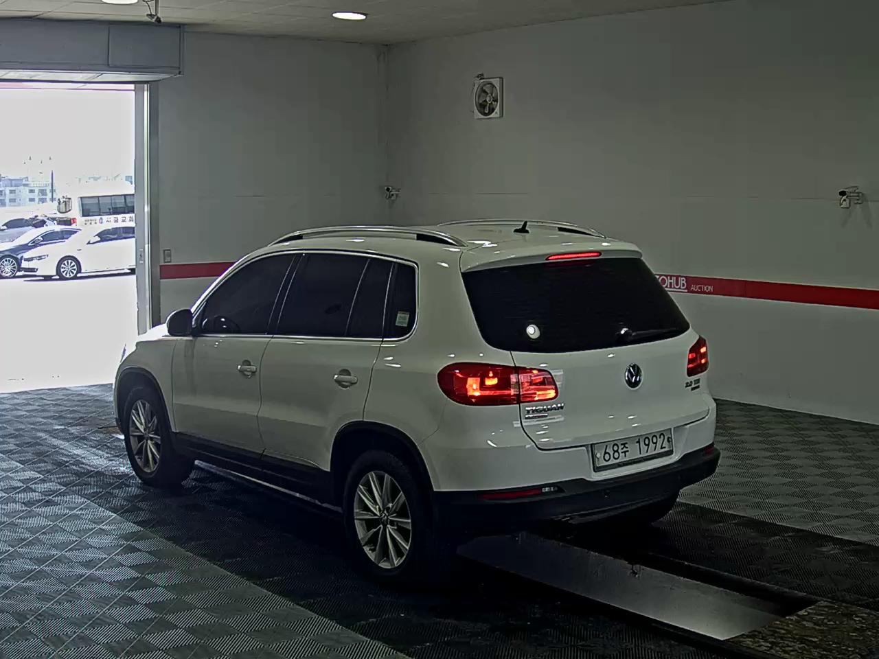 2014 - volkswagen tiguan
