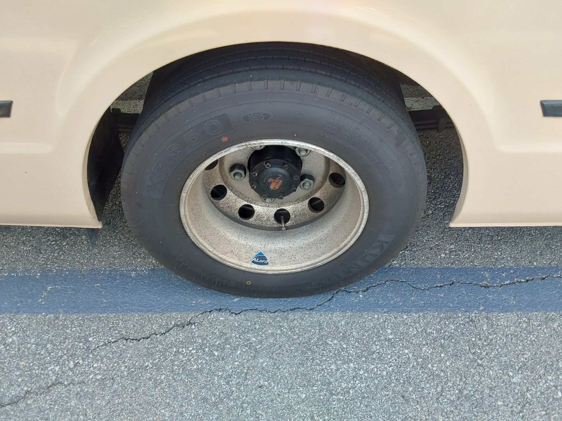 2014 - daewoo lesta