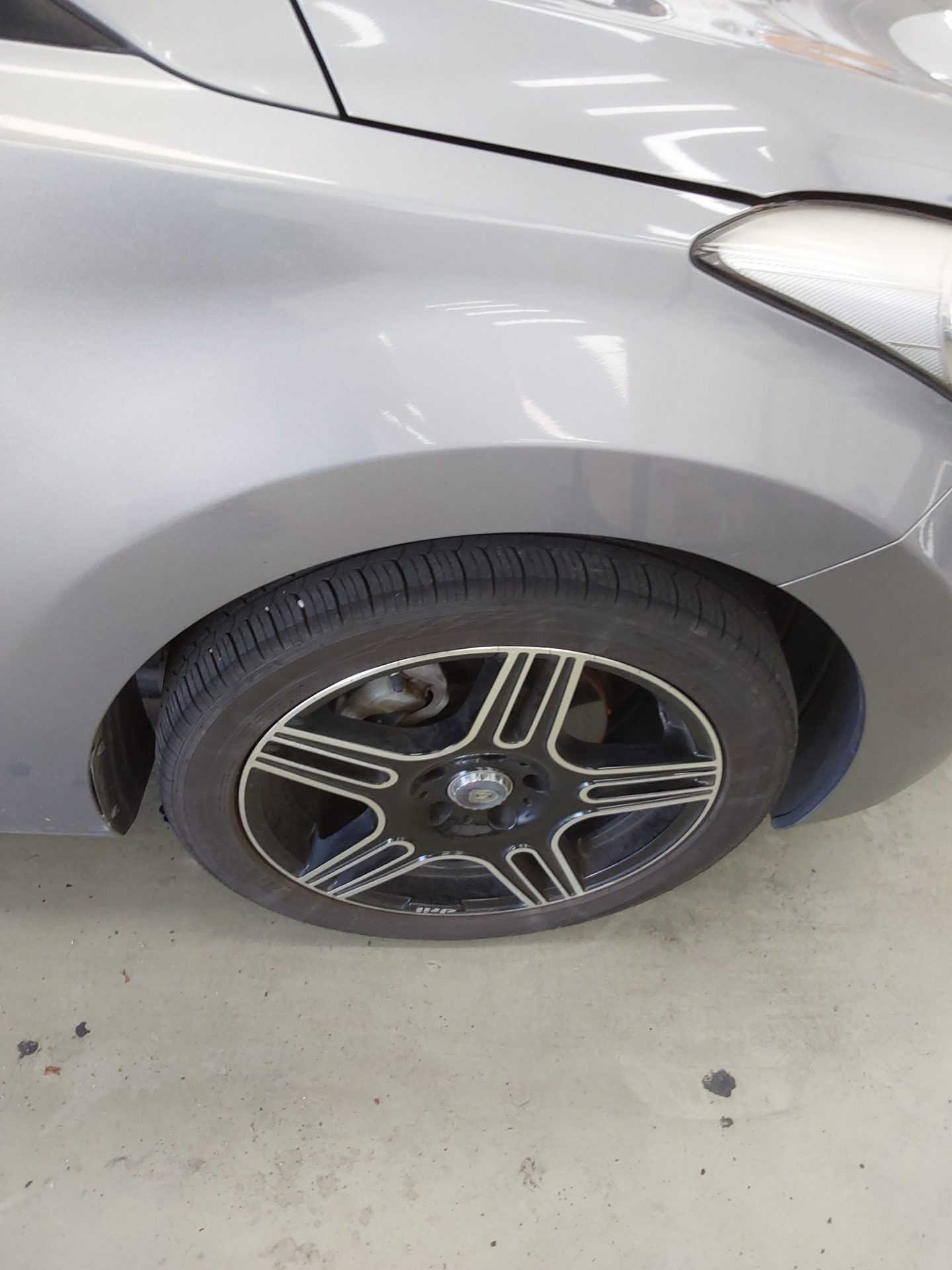 2012 - hyundai avante