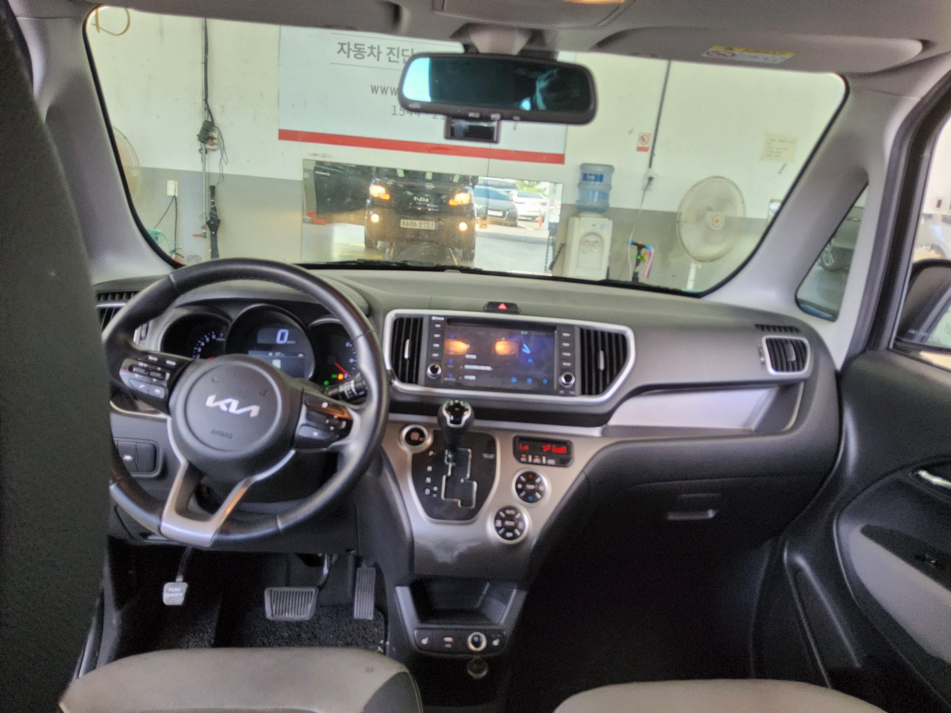 2022 - kia ray