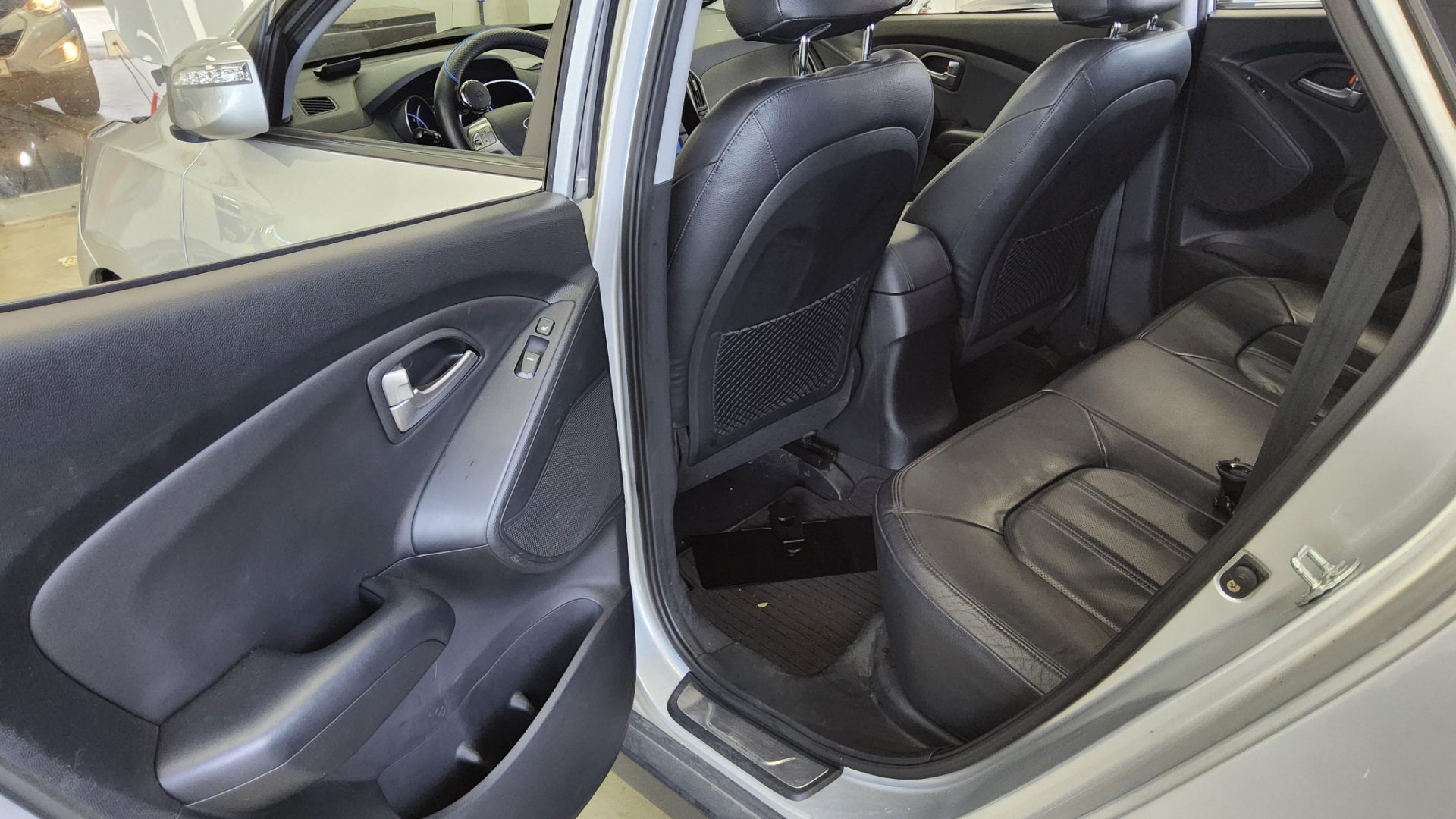 2010 - hyundai tucson