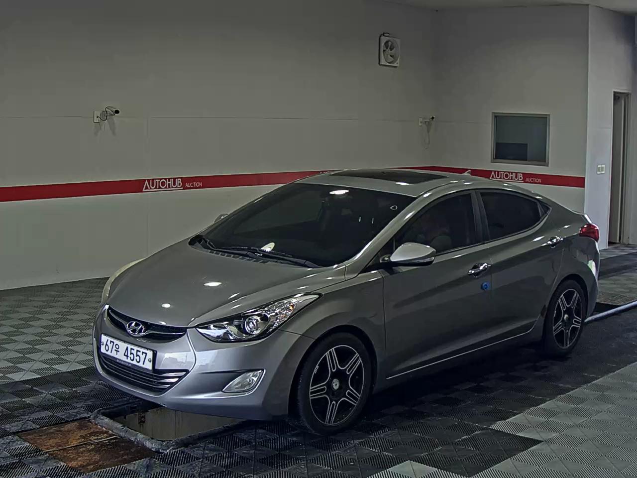 HYUNDAI AVANTE MD M16 GDi TOP